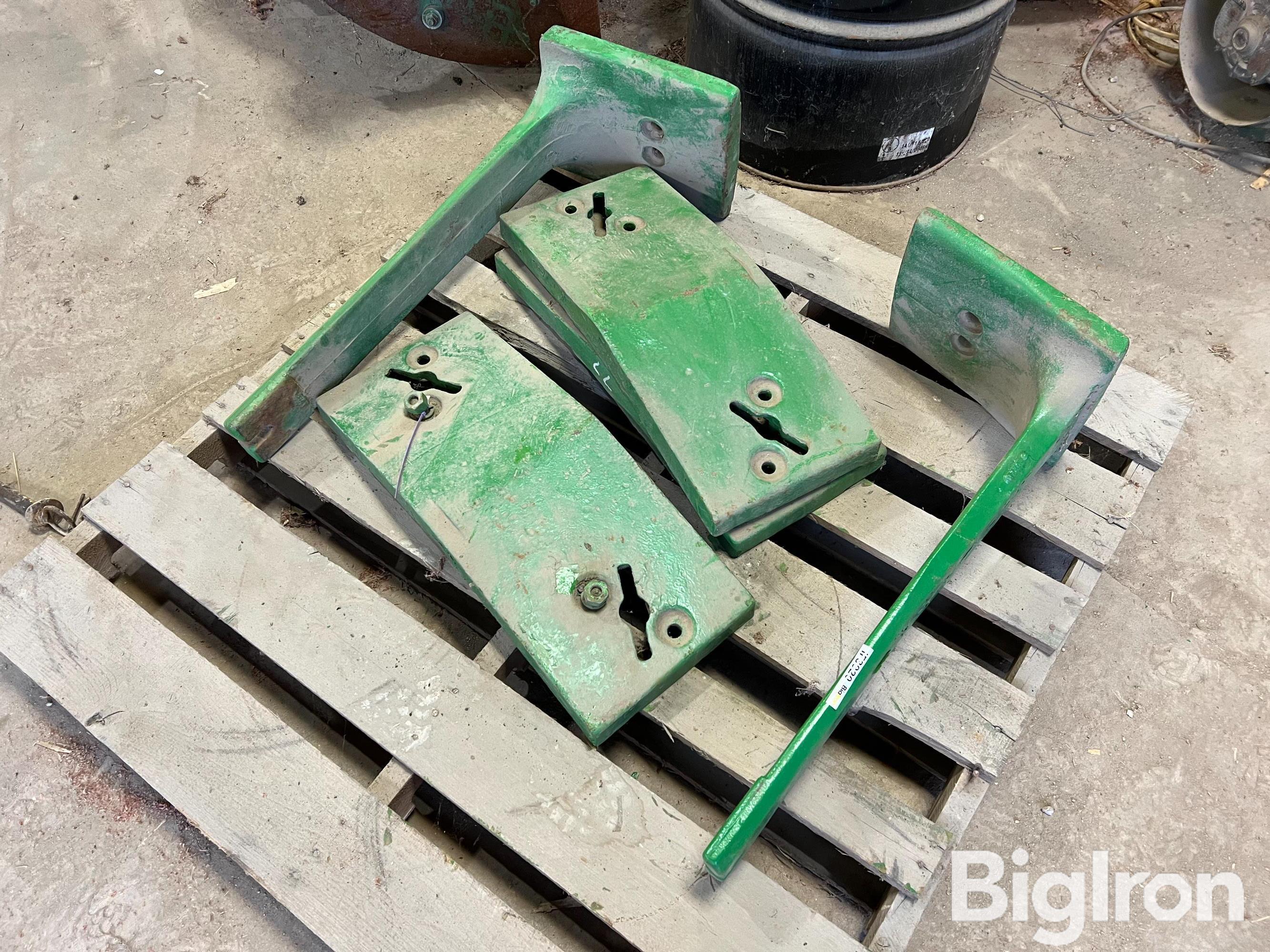 John Deere Front Weights & Mounting Brackets BigIron Auctions