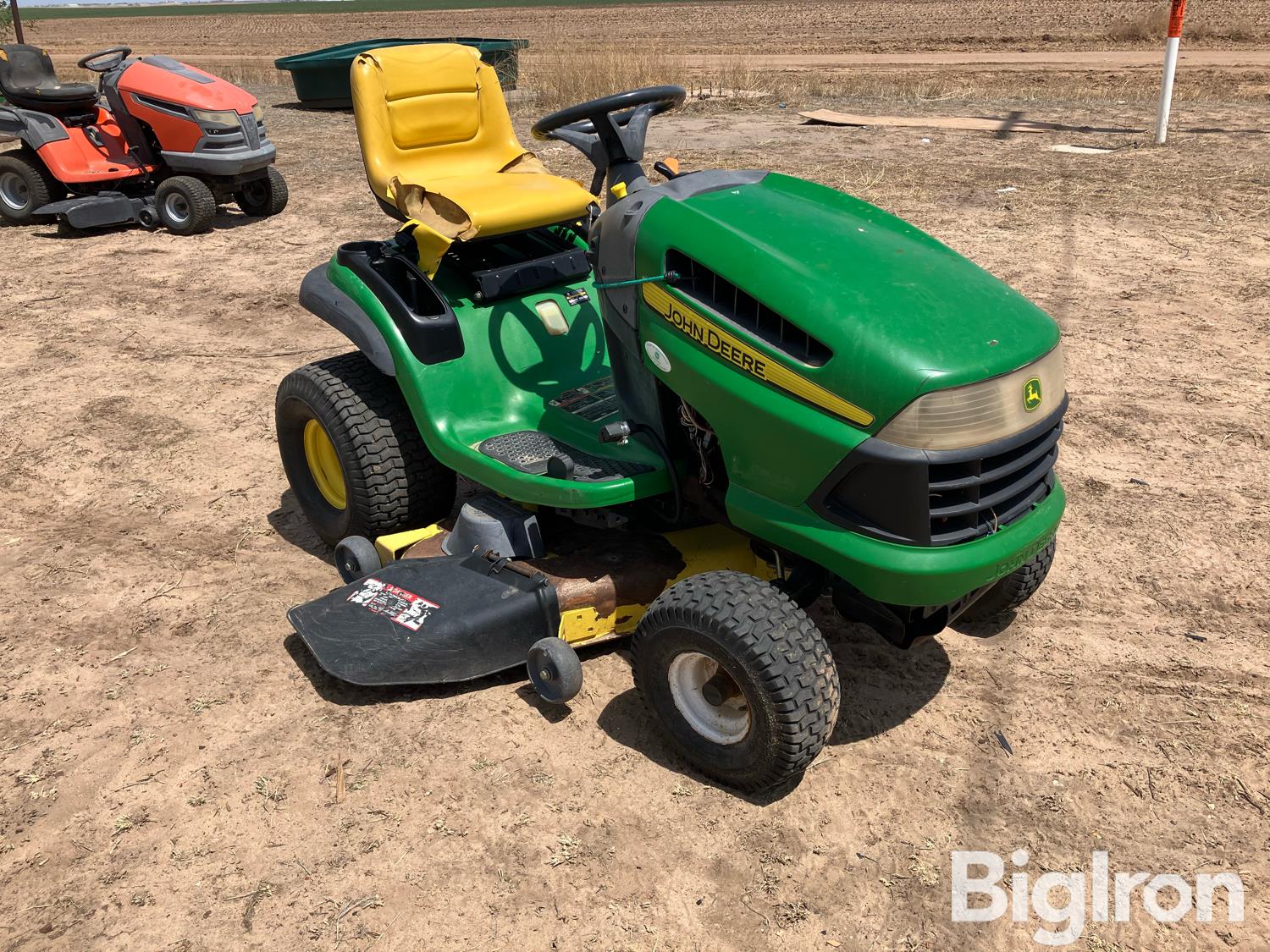 John deere best sale la145 lawn tractor