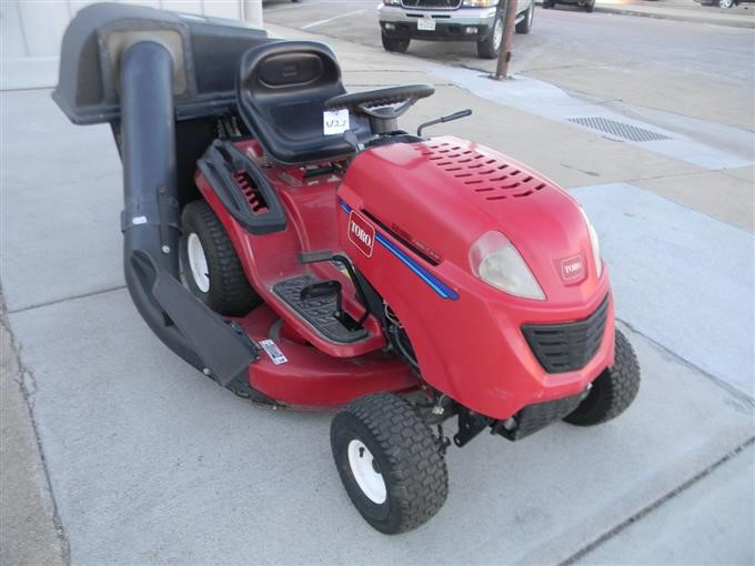 Toro Lx 420 Twin Cam Riding Mower