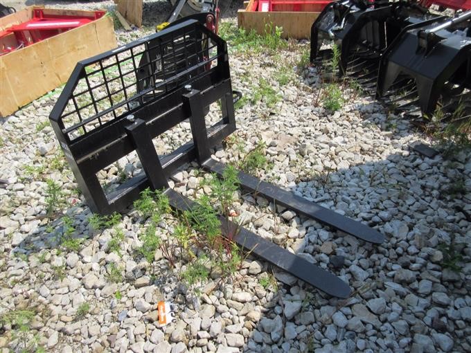 2017 JBX 4000 Pallet Fork Skid Steer Attachment BigIron Auctions