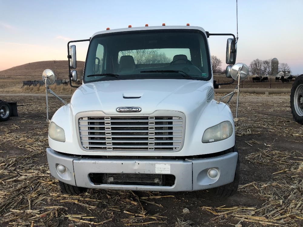 2007 Freightliner M2-106 S/A Truck Tractor BigIron Auctions