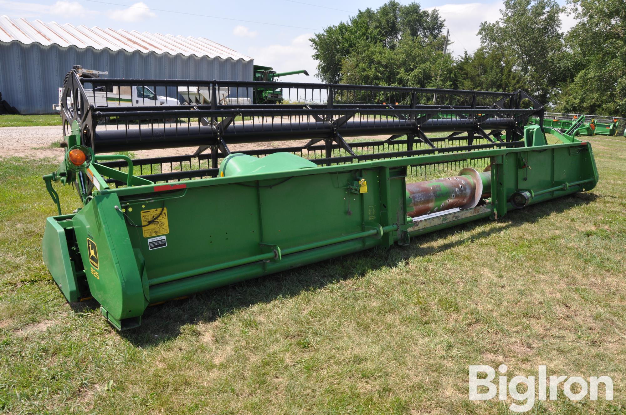 1998 John Deere 925 25' Platform Header BigIron Auctions