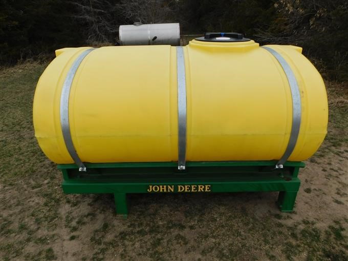 john deere water tanker