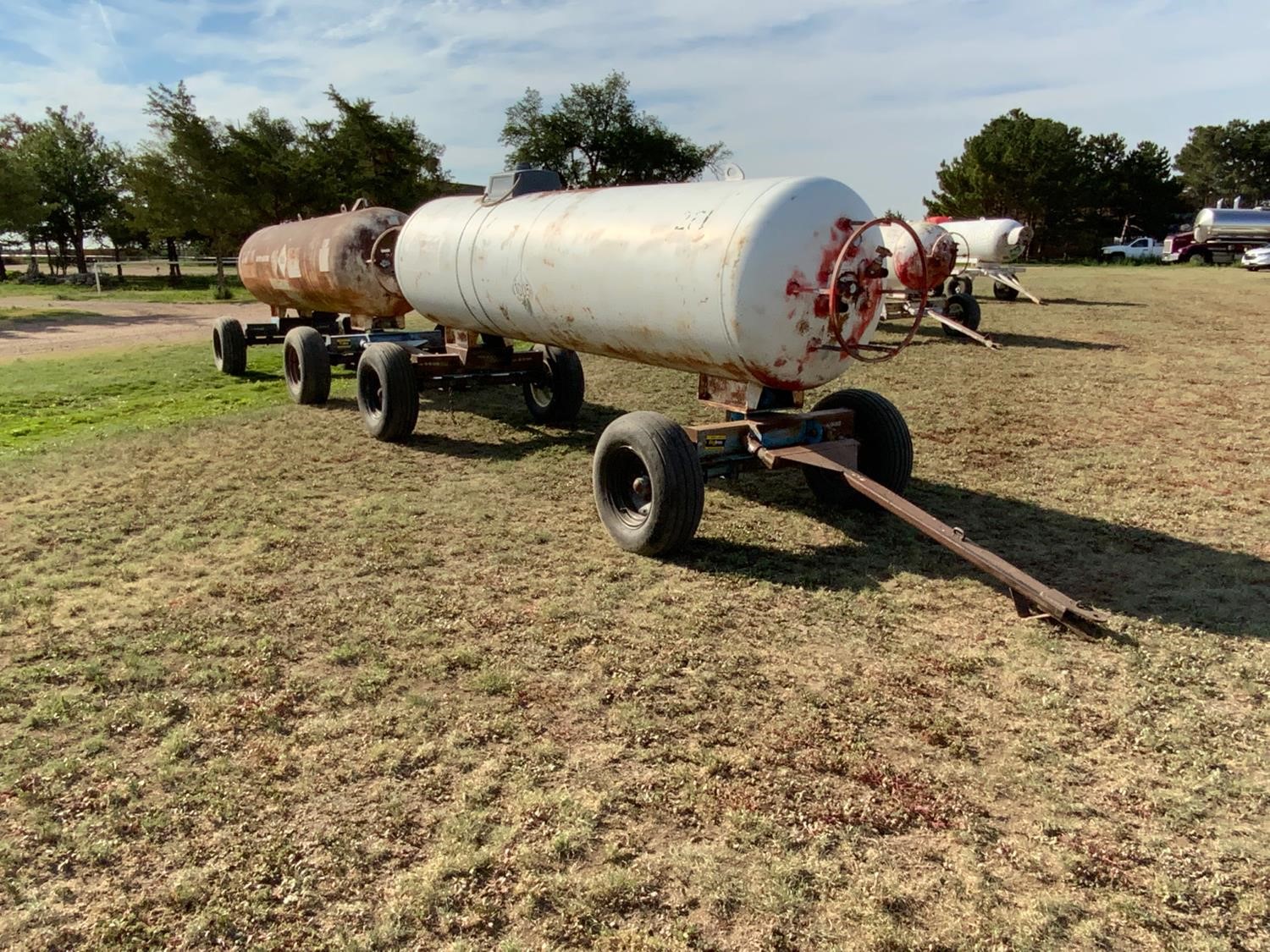 Tandem 1000 Gallon Anhydrous Ammonia Tank Trailers BigIron Auctions