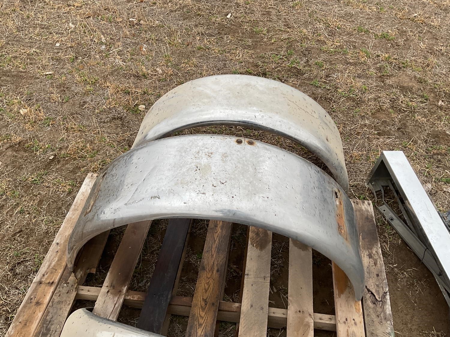 Tag Axle Fenders & Junction Box BigIron Auctions