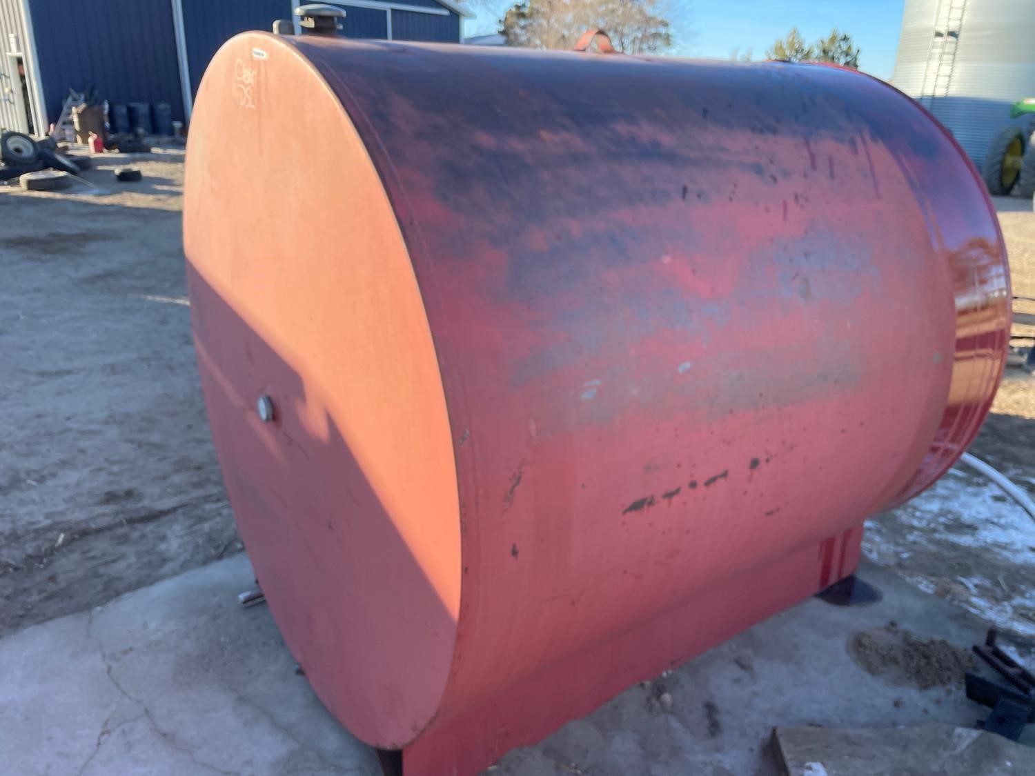 1000-gallon-fuel-tank-bigiron-auctions