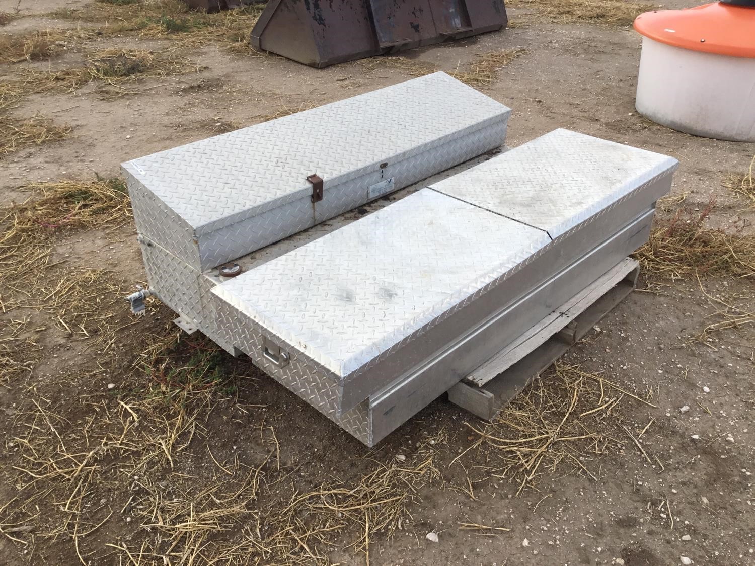 American Aluminum Accessories Fuel Tank & Toolbox BigIron Auctions