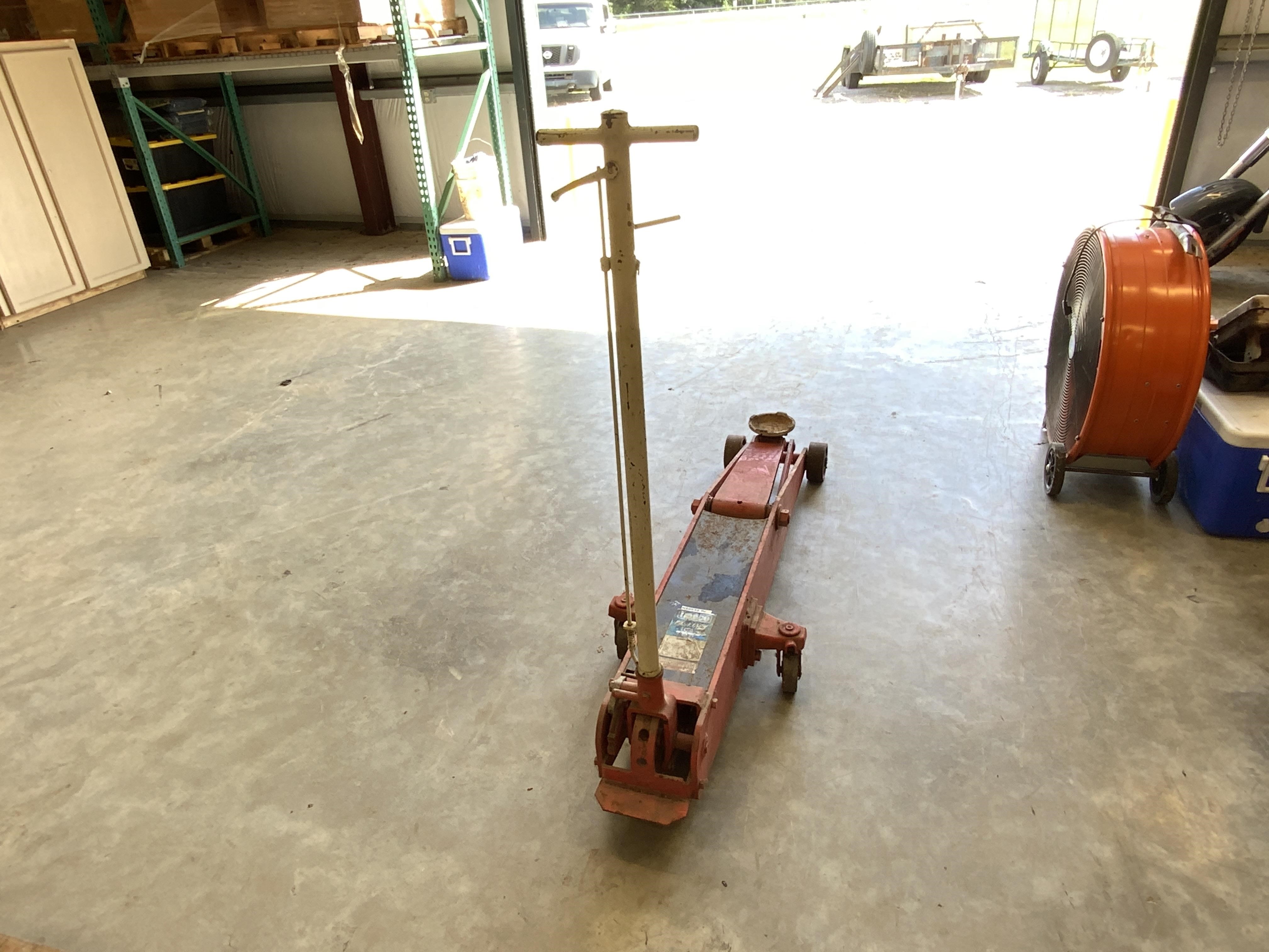 Norco 71000D Heavy Duty Floor Jack BigIron Auctions