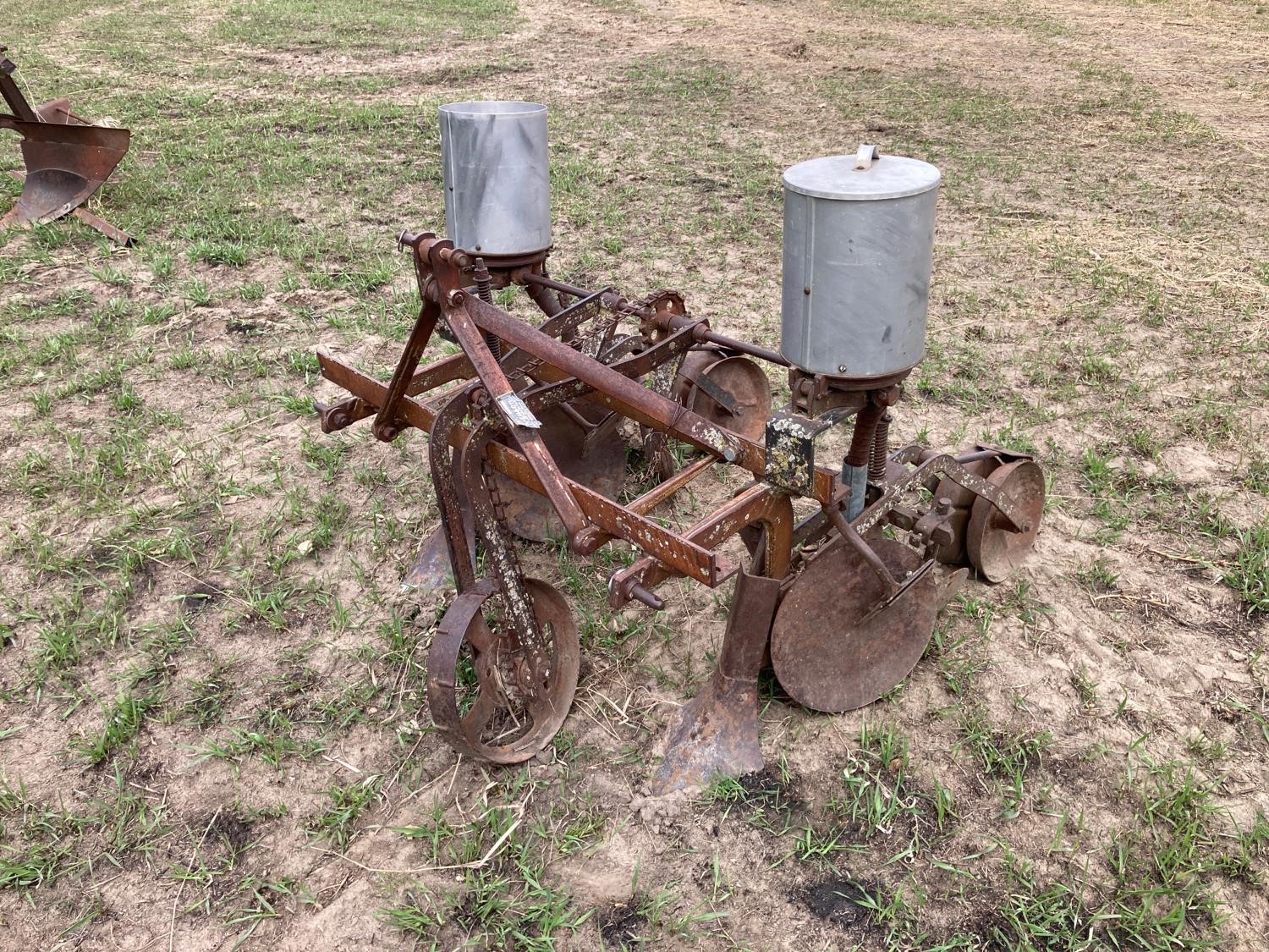 Ferguson Antique 2 Row Planter BigIron Auctions