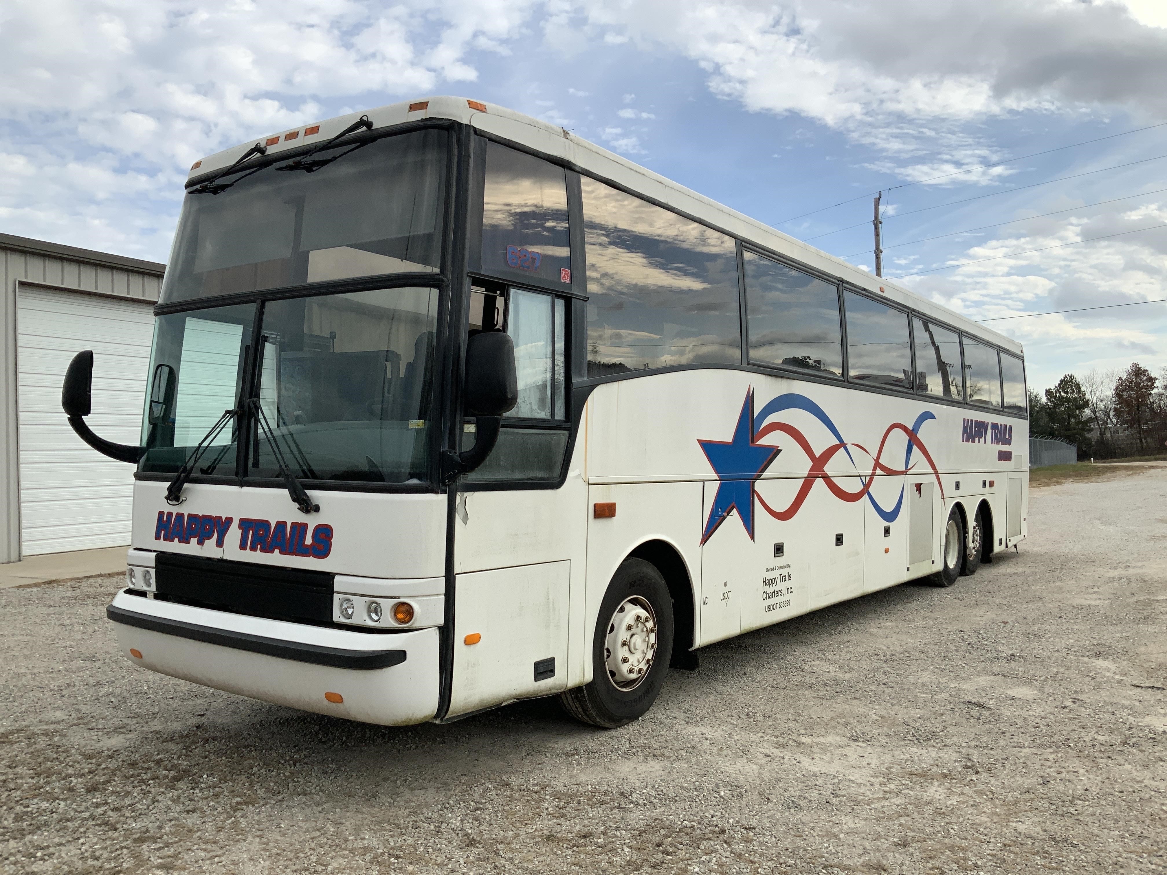 Motor Coach Charters - Happy Trails Tours