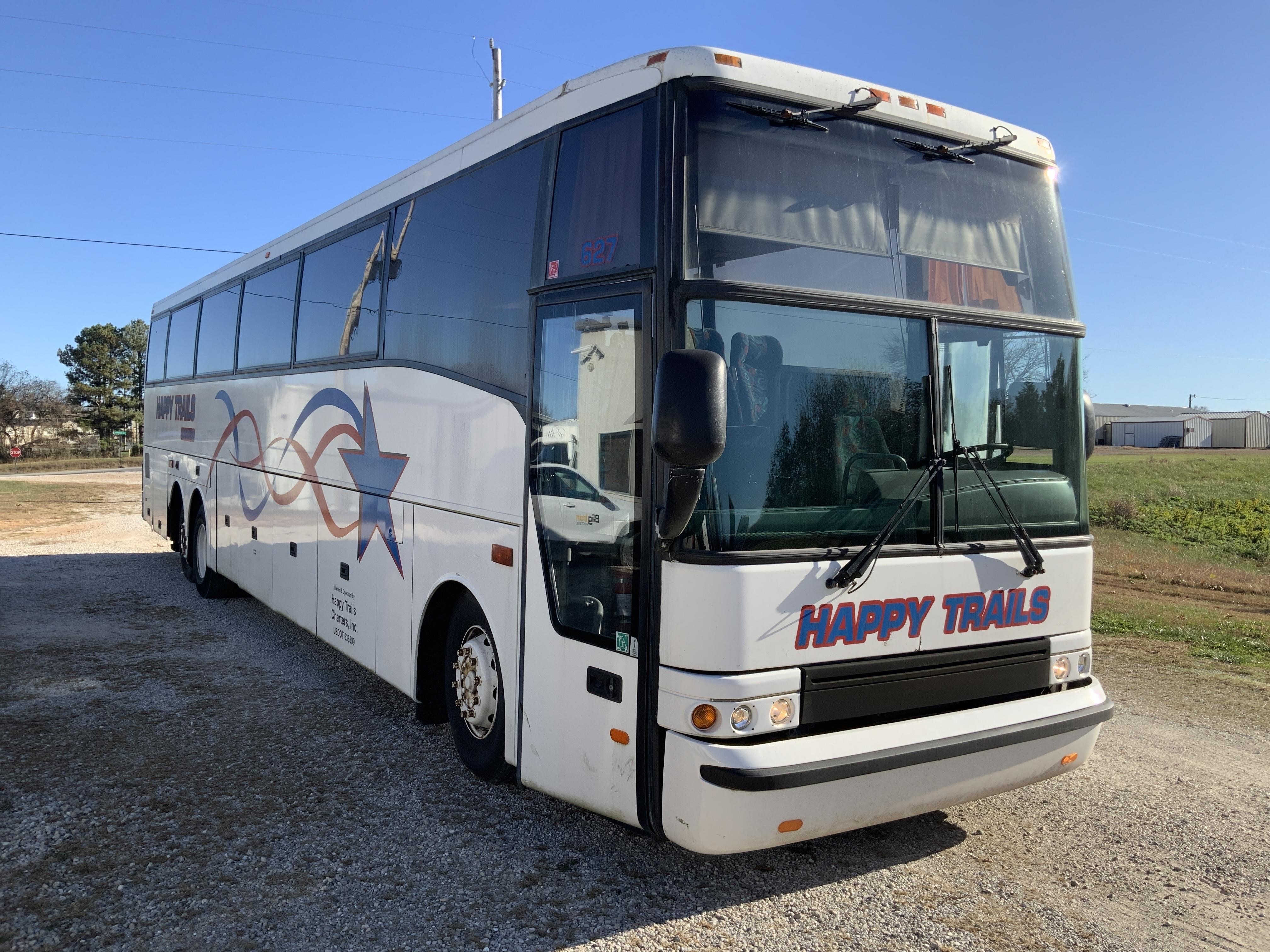 Motor Coach Charters - Happy Trails Tours