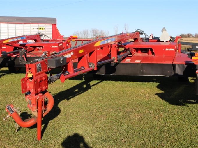 2009 New Holland H7460 Discbine Mower Conditioner BigIron Auctions