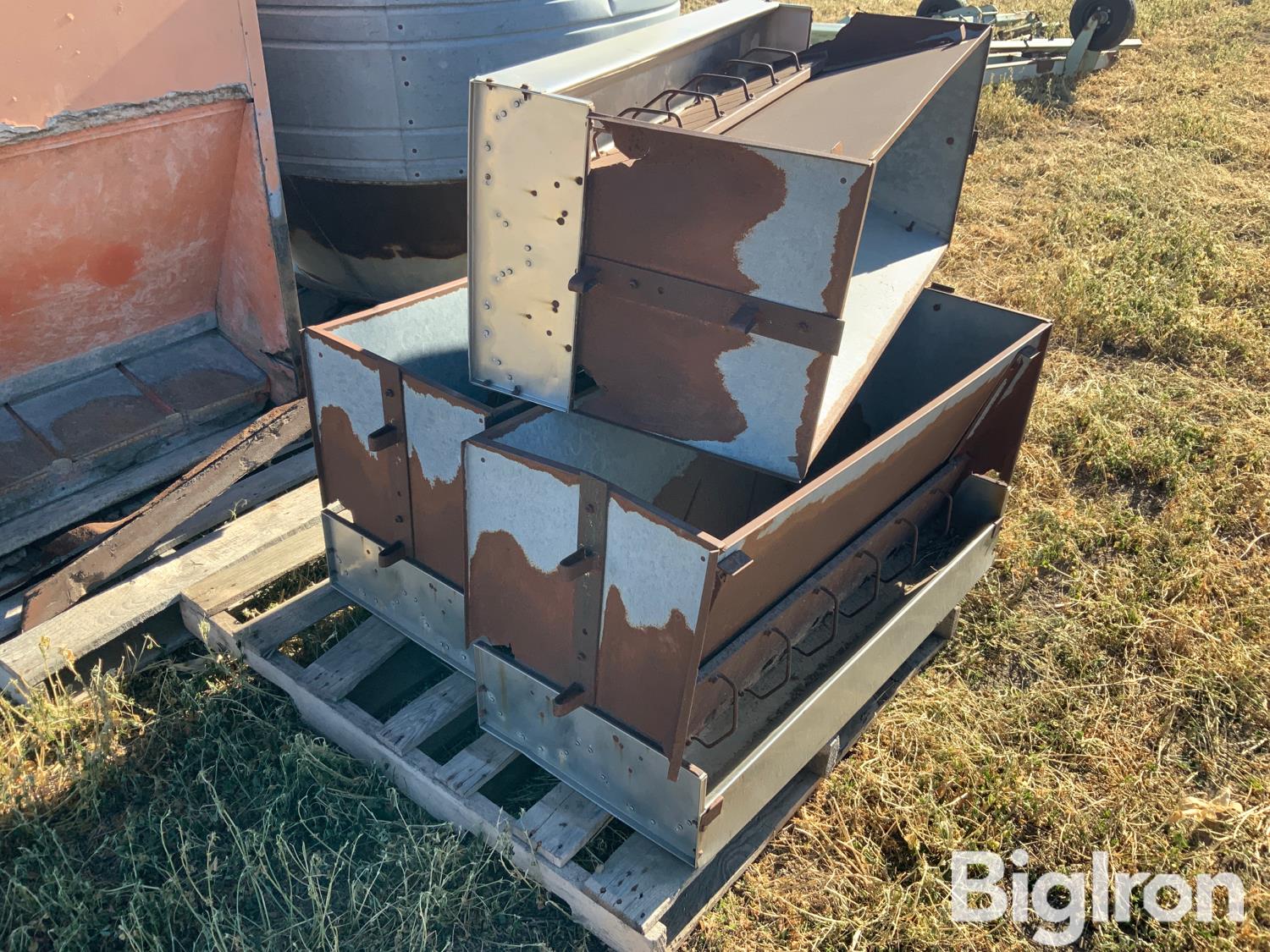 Swine Feeders BigIron Auctions