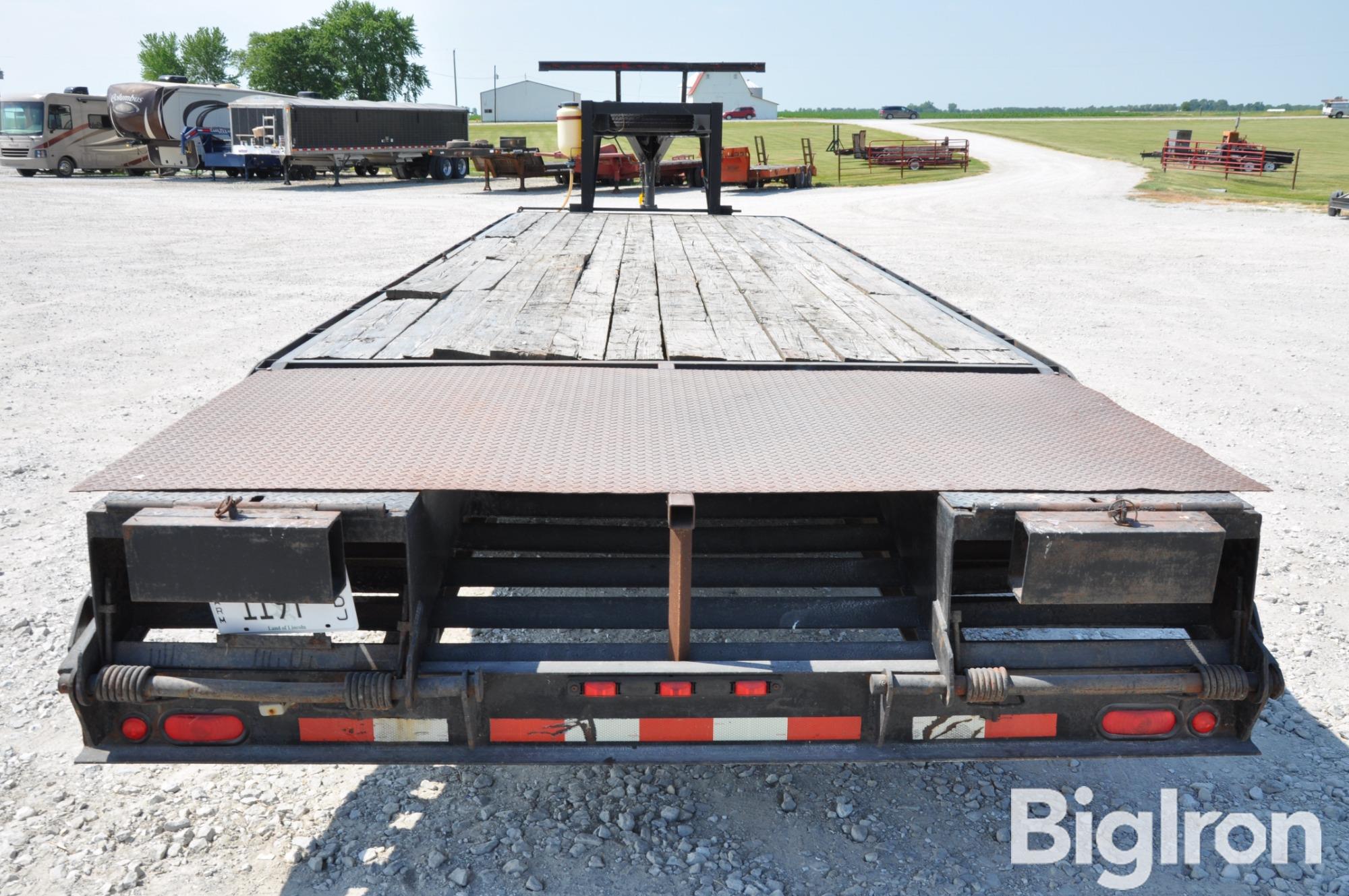 2005 Trailerman 30' Hired Hand T/A Flatbed Trailer BigIron Auctions