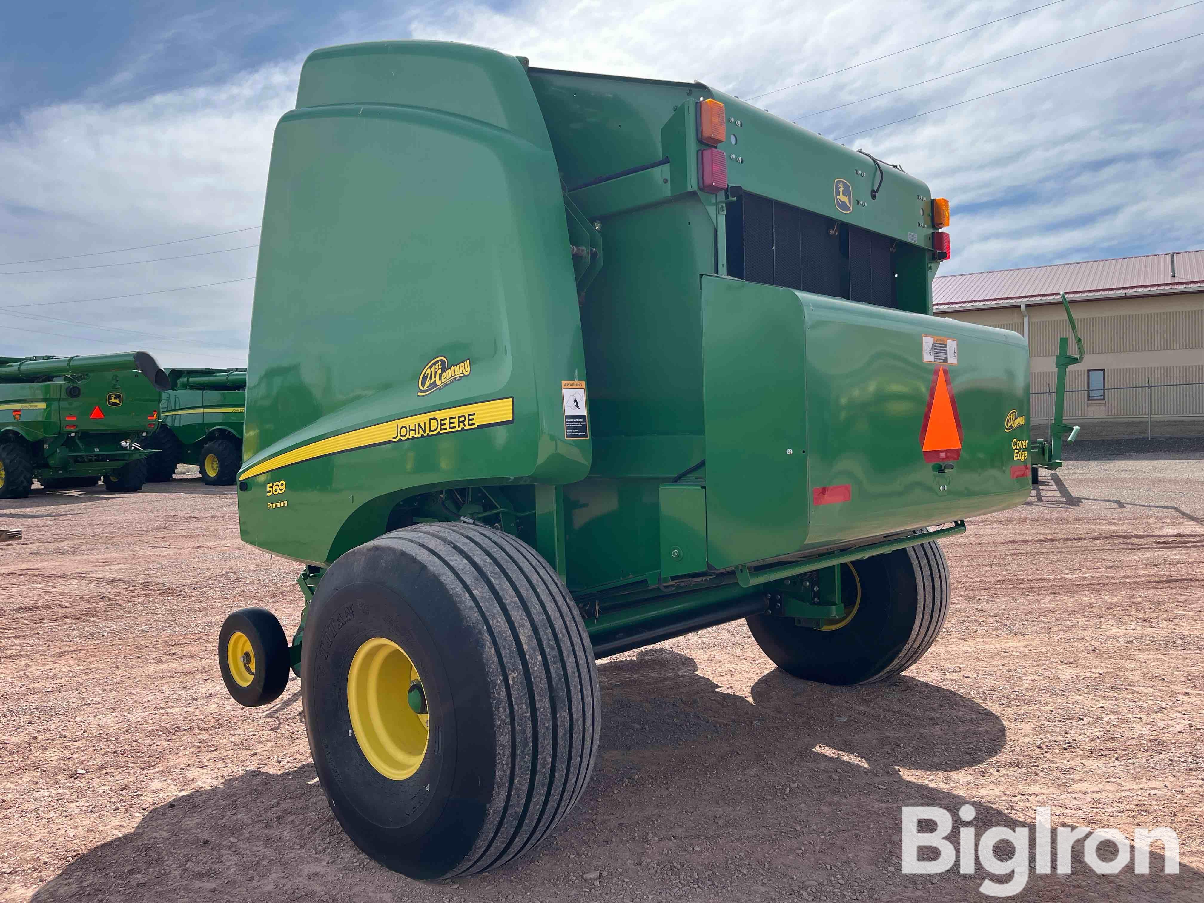 2015 John Deere 569 Premium Round Baler BigIron Auctions