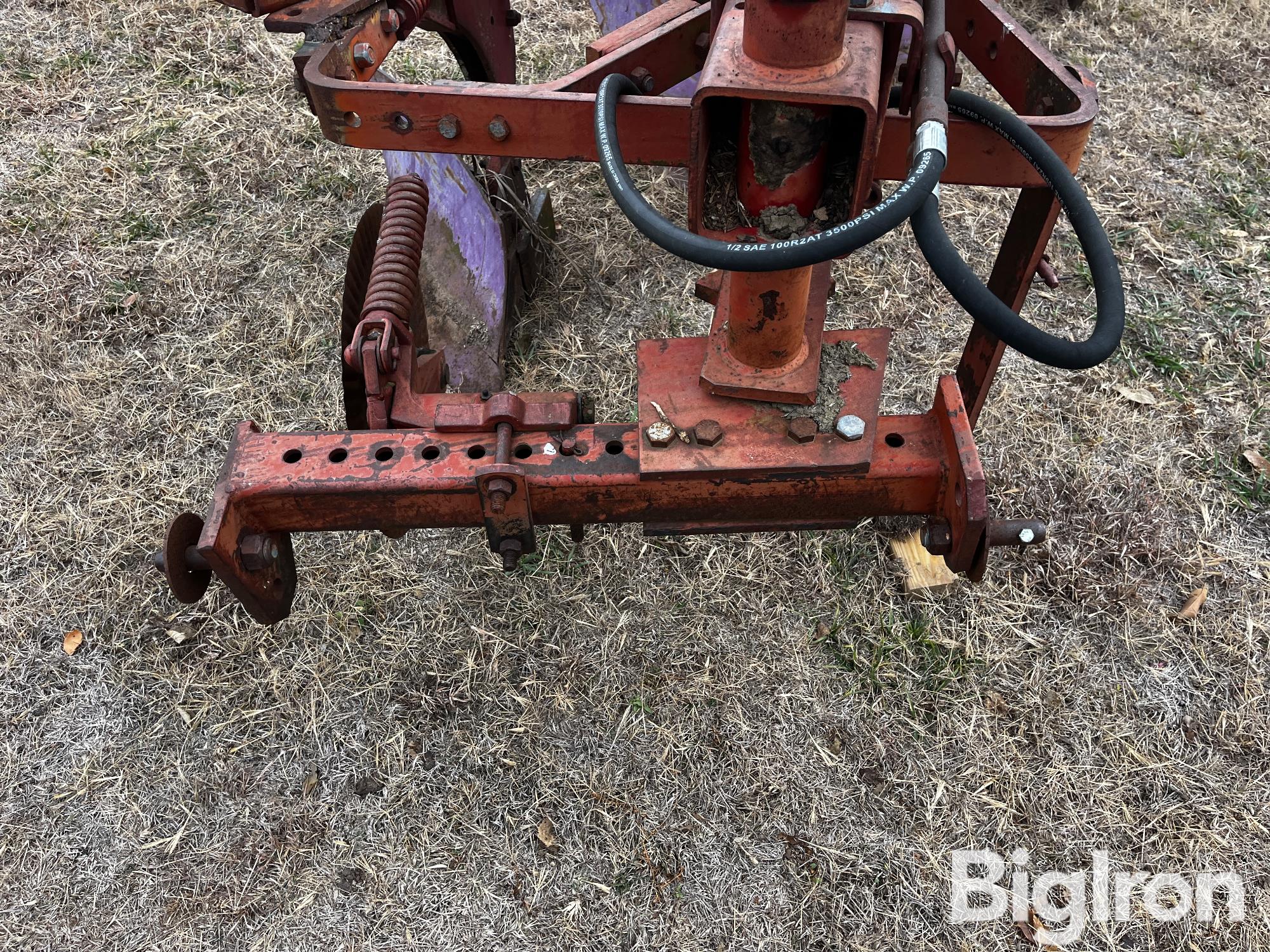 White 508 5 Bottom Plow BigIron Auctions