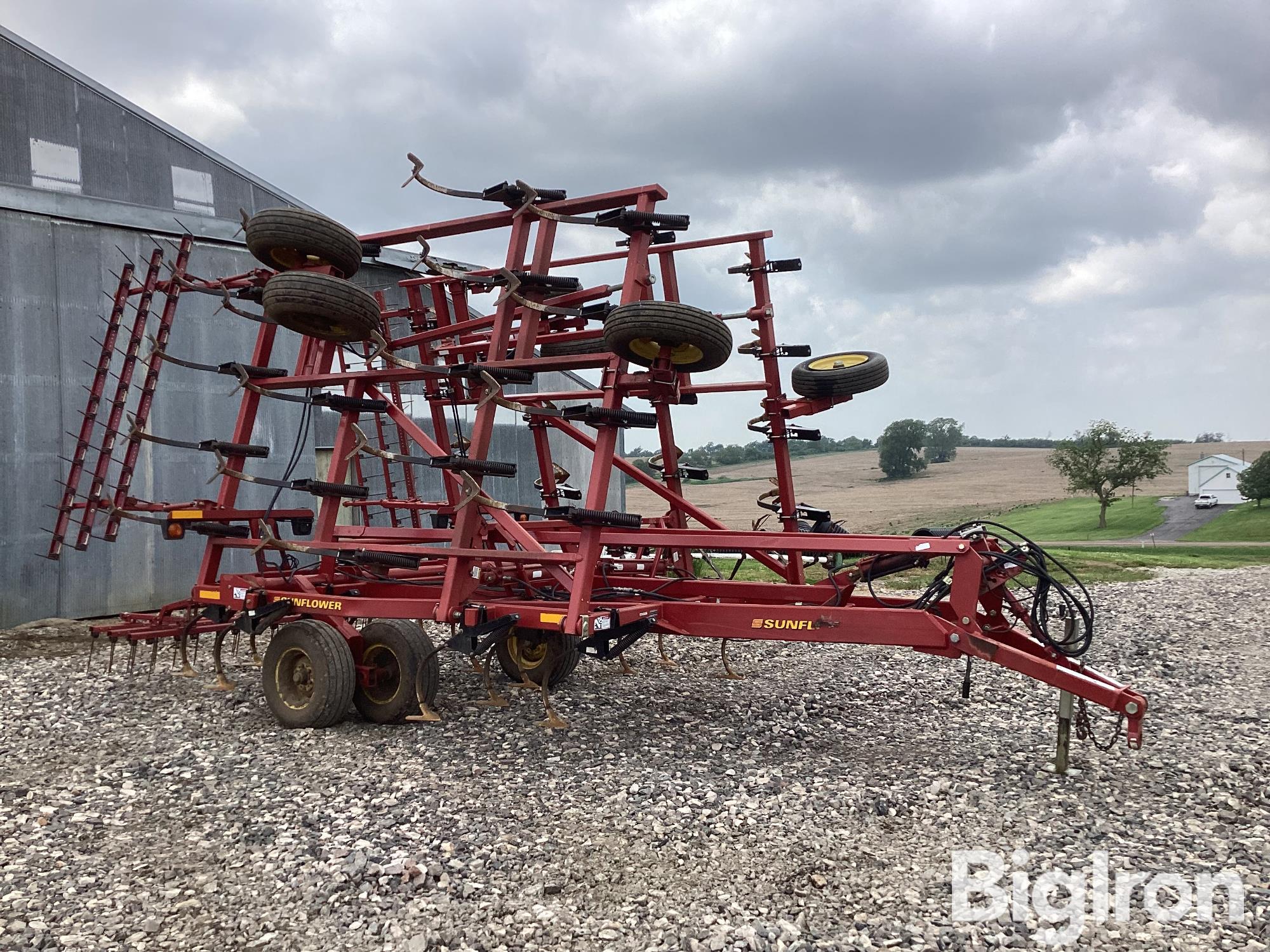 Sunflower 5035-26 26' Field Cultivator BigIron Auctions