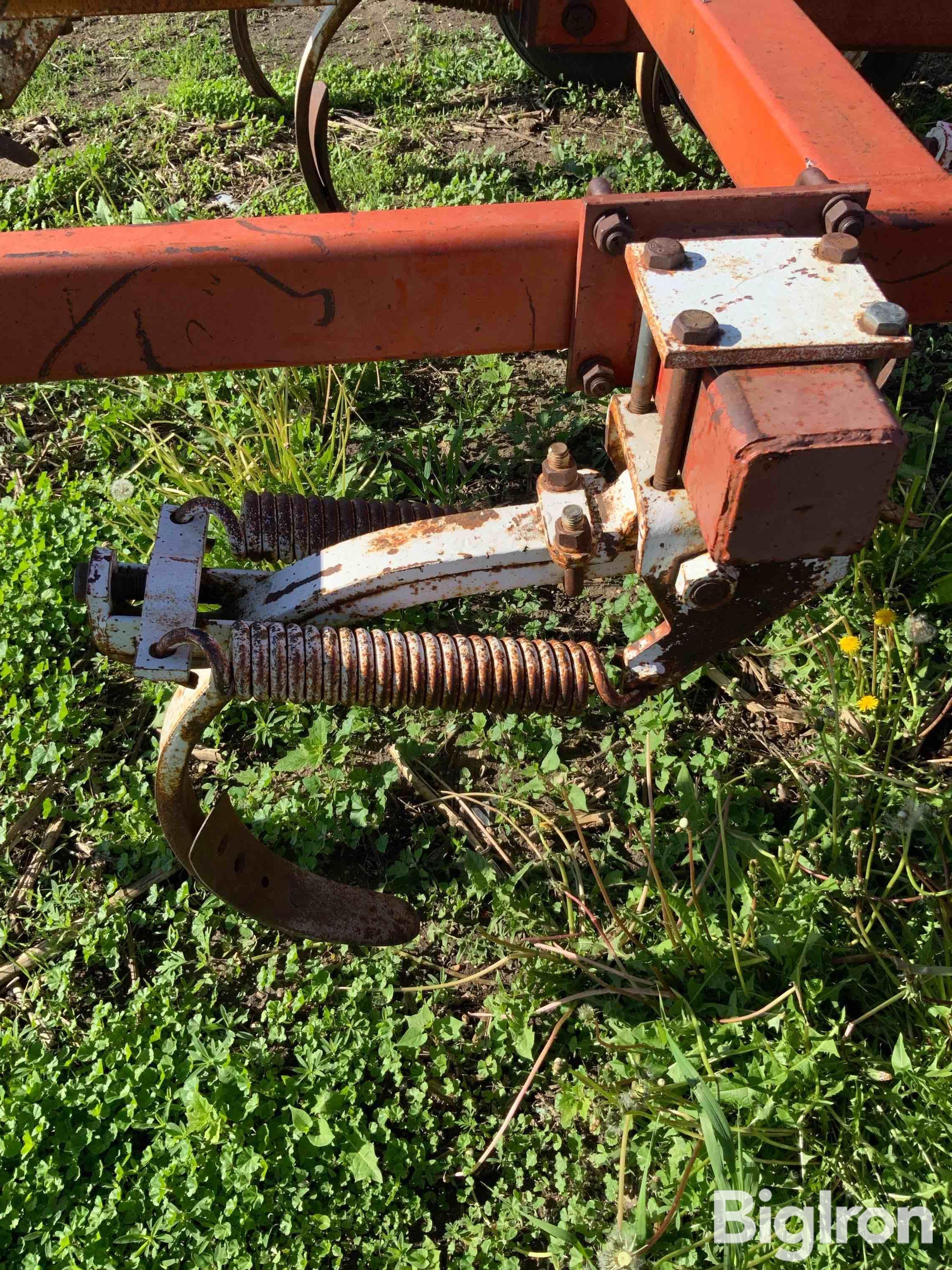 Wil-Rich Chisel Plow BigIron Auctions