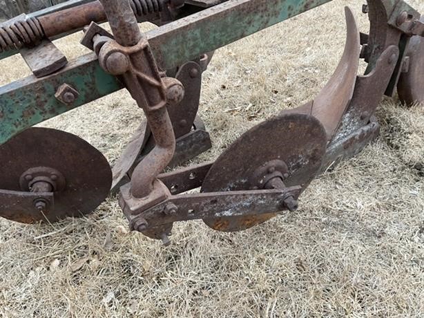 Oliver 2-Bottom Moldboard Plow BigIron Auctions