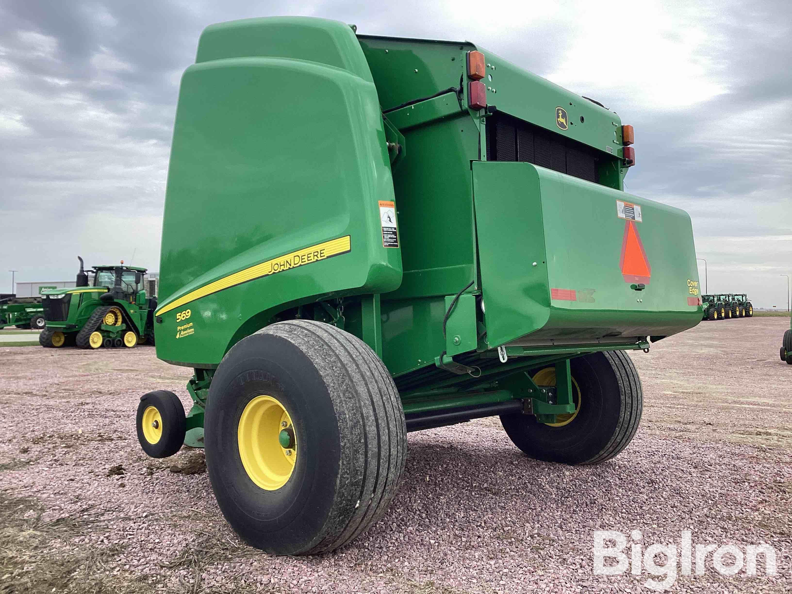 2017 John Deere 569 Premium Round Baler BigIron Auctions