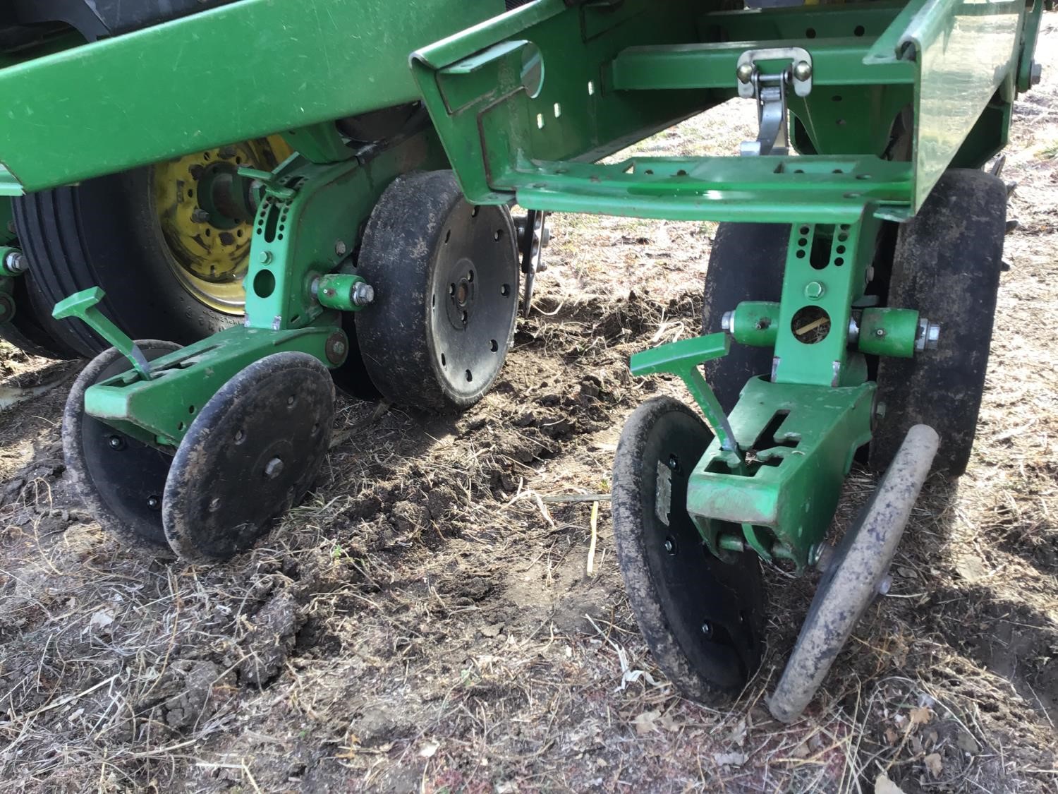 John Deere 1700 MaxEmerge Plus 8R30 Planter BigIron Auctions