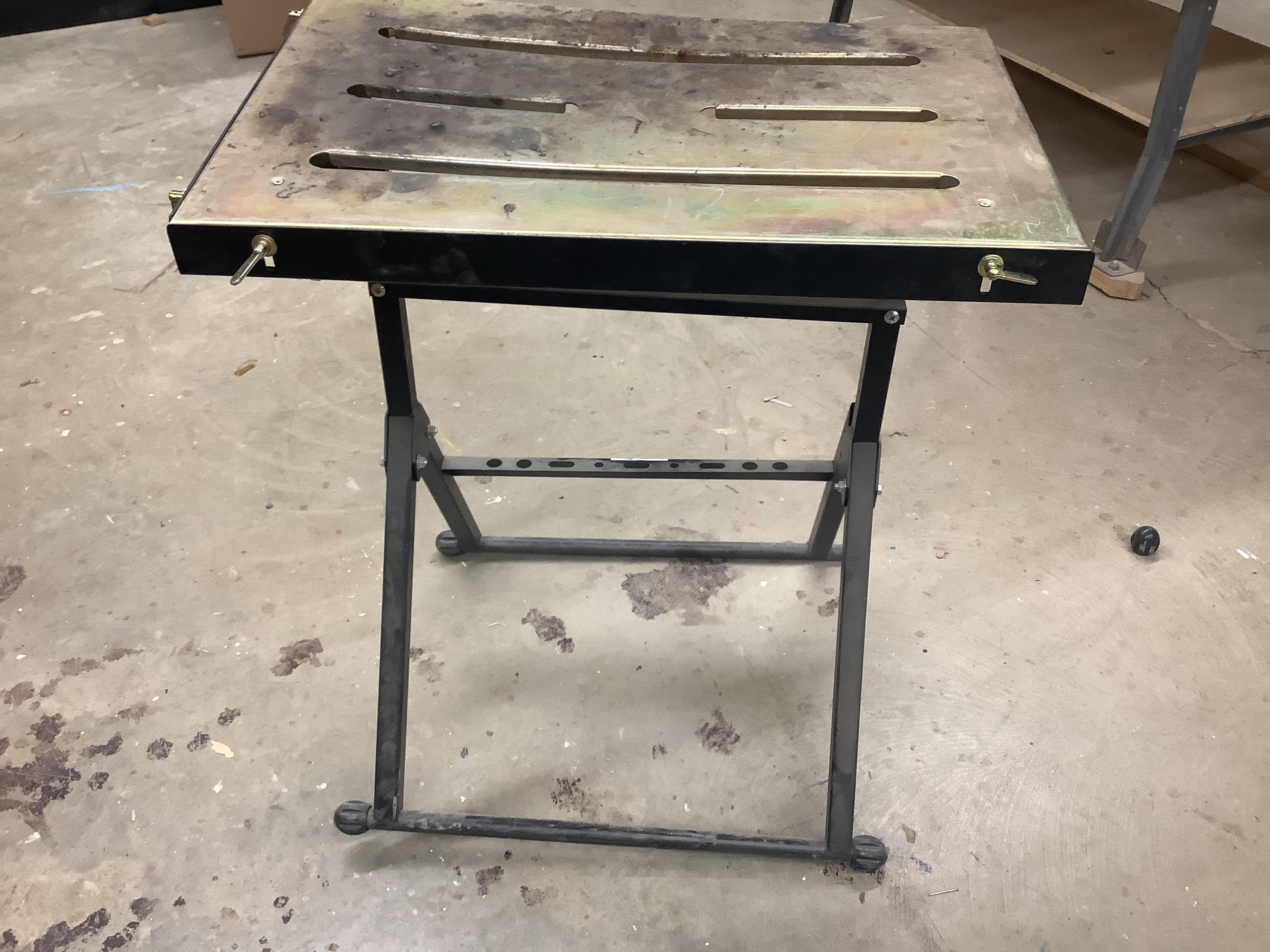 Chicago Electric 61369 Welding Table BigIron Auctions