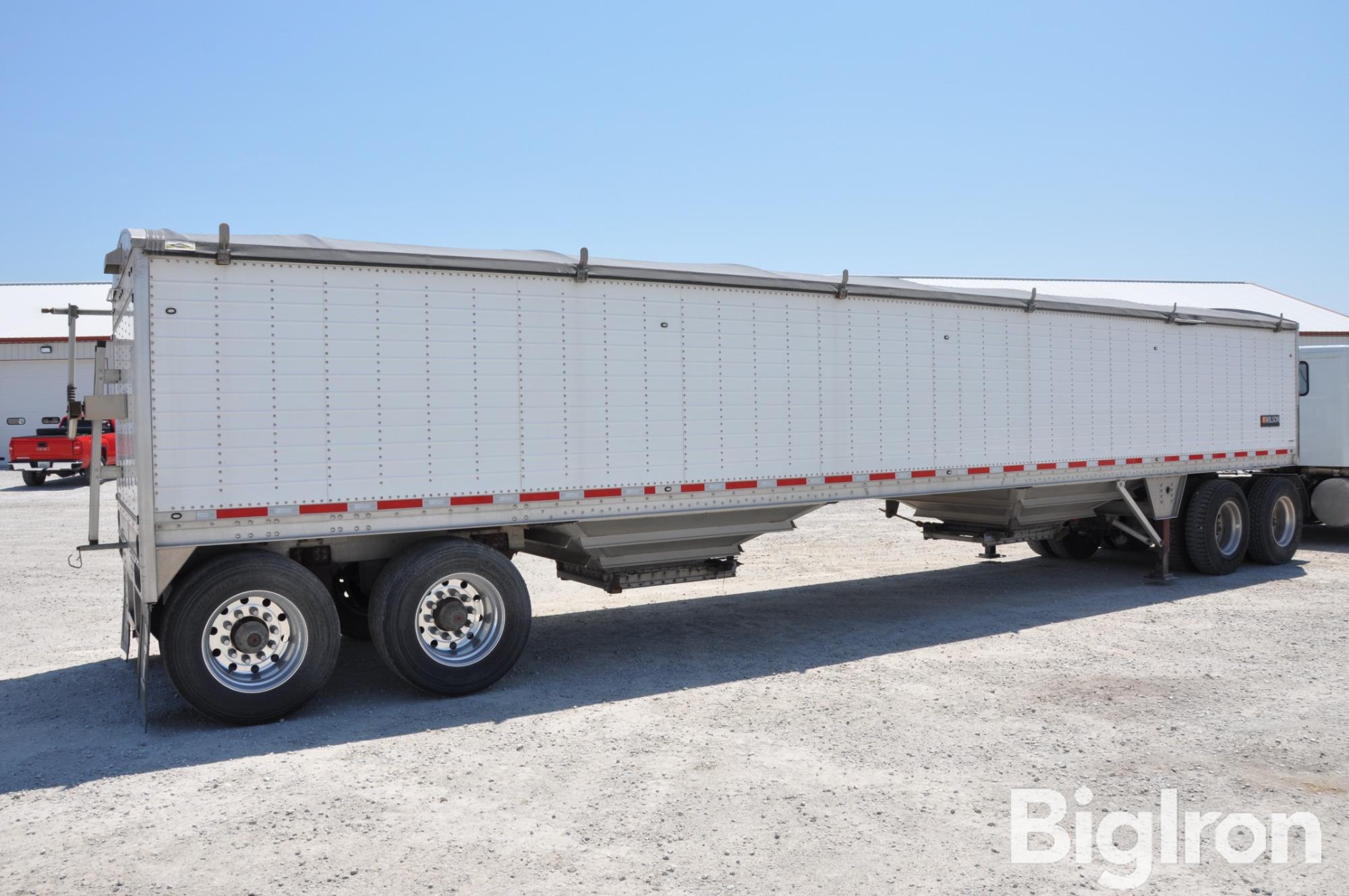 2017 Wilson DWH-651 40' Hopper Bottom T/A Grain Trailer BigIron Auctions