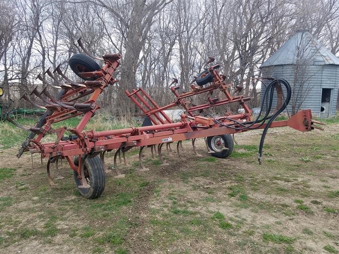 Case IH 4500 Vibra Shank Field Cultivator BigIron Auctions