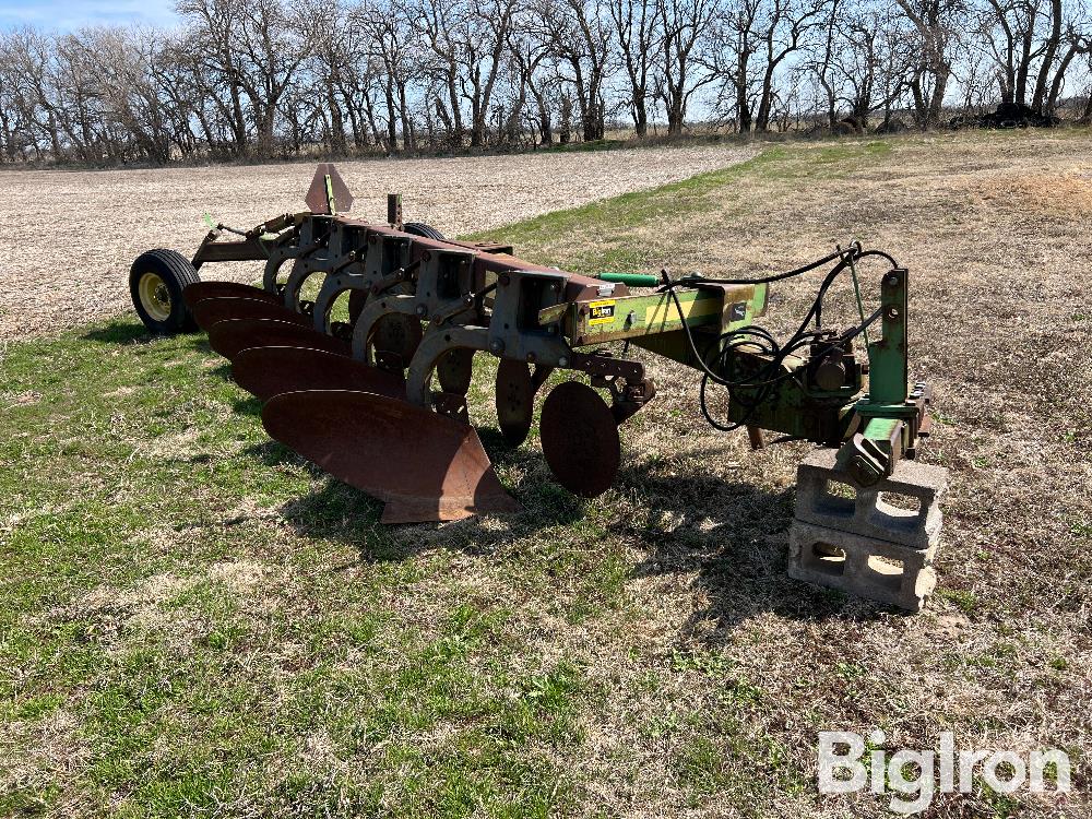 John Deere A2600 5-16 Semi Mounted Plow Bigiron Auctions