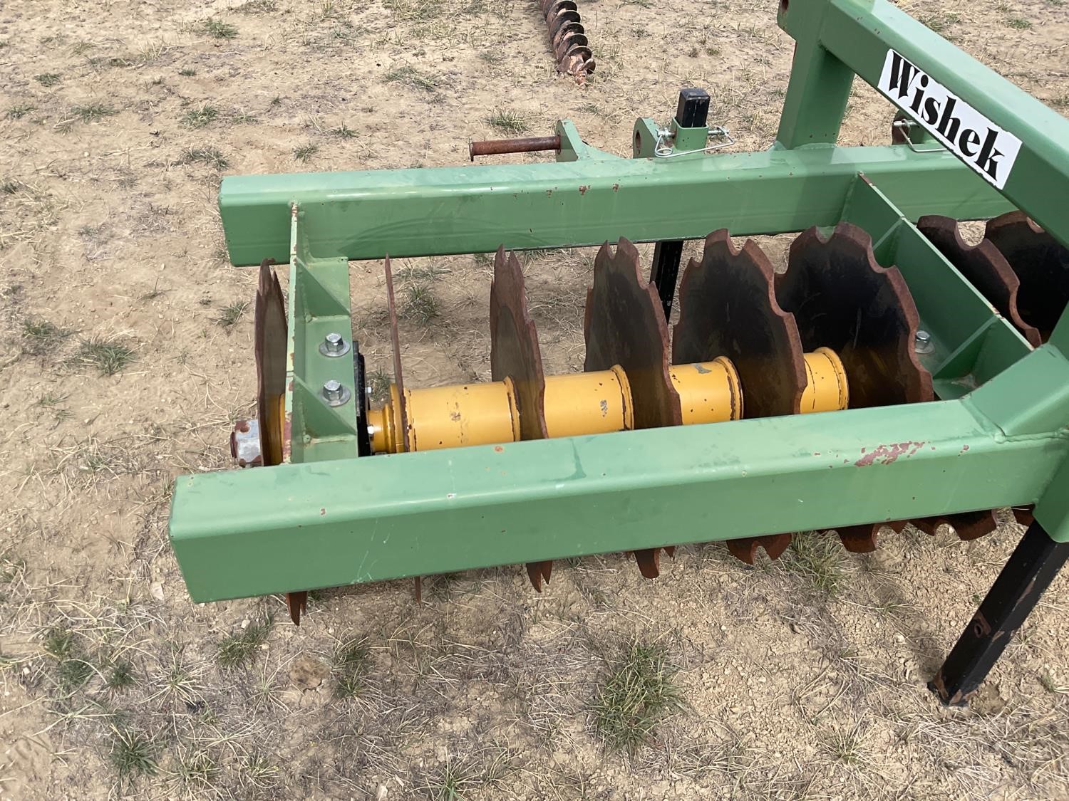 wishek-straw-press-straw-crimper-bigiron-auctions