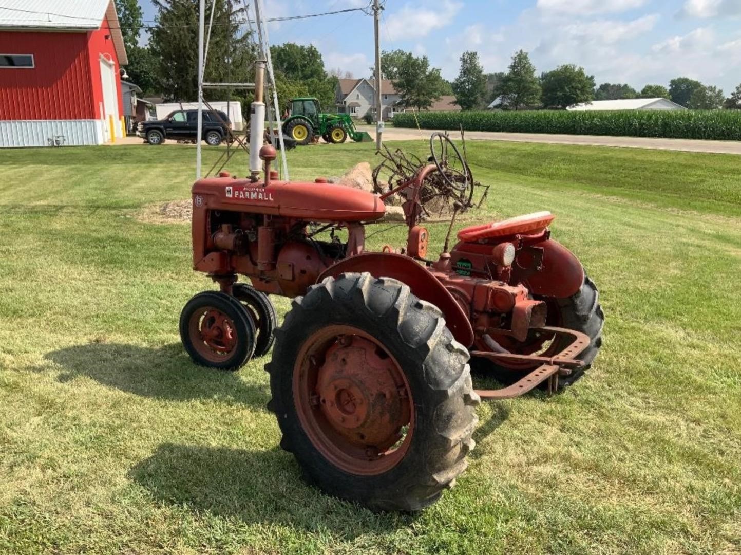 1945 Farmall B 2WD Tractor BigIron Auctions