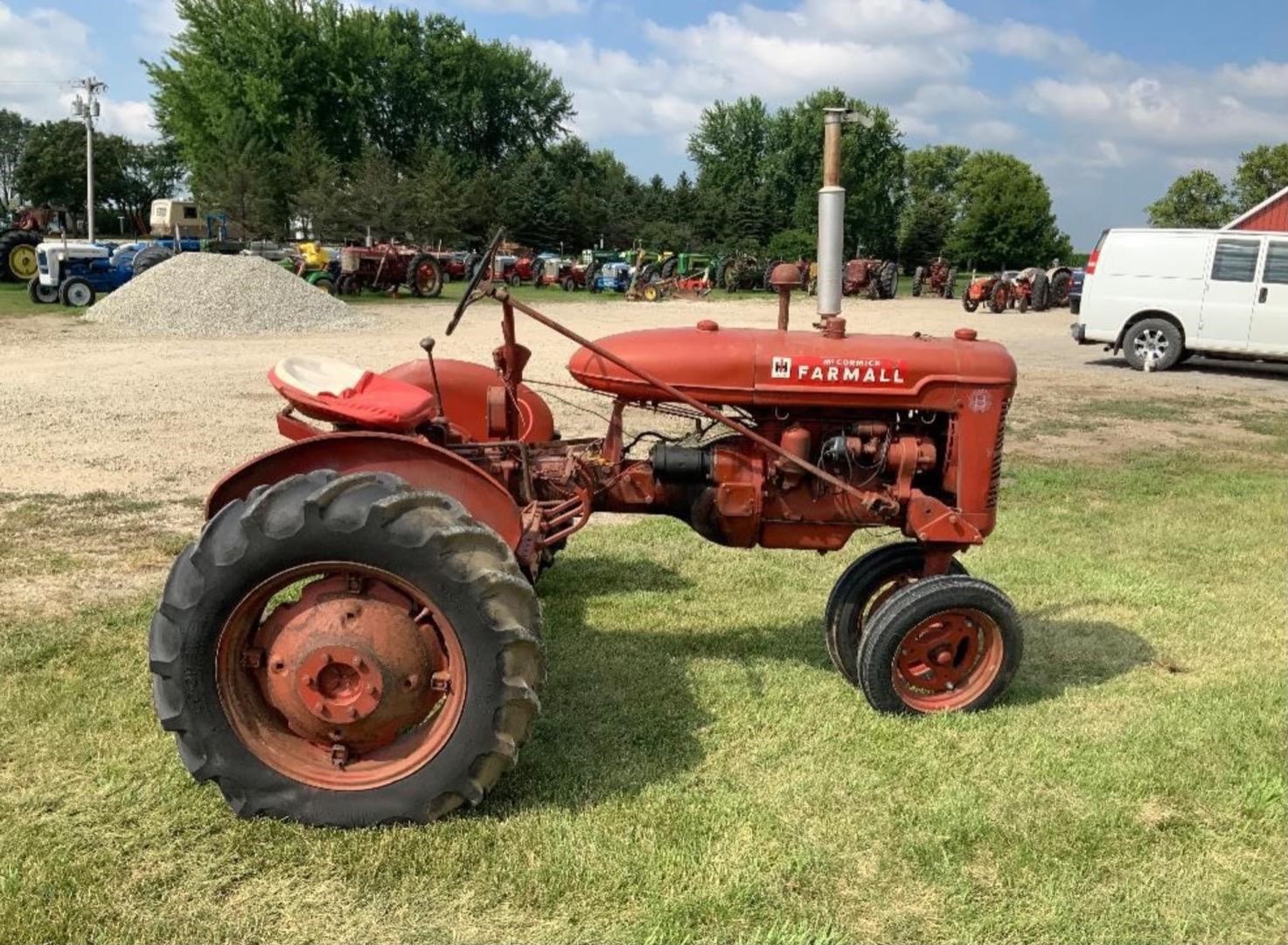 1945 Farmall B 2WD Tractor BigIron Auctions