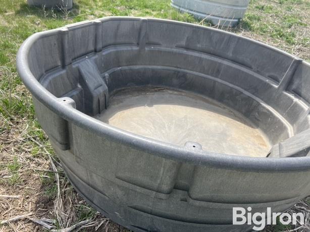 Rubbermaid 300 Gallon Livestock Water Tank BigIron Auctions