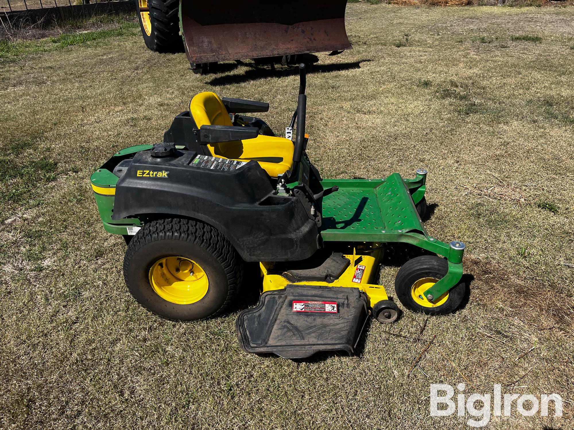 John Deere Z425 Zero Turn Mower Bigiron Auctions 8368