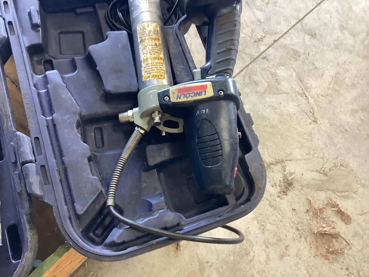 Lincoln Grease Gun BigIron Auctions