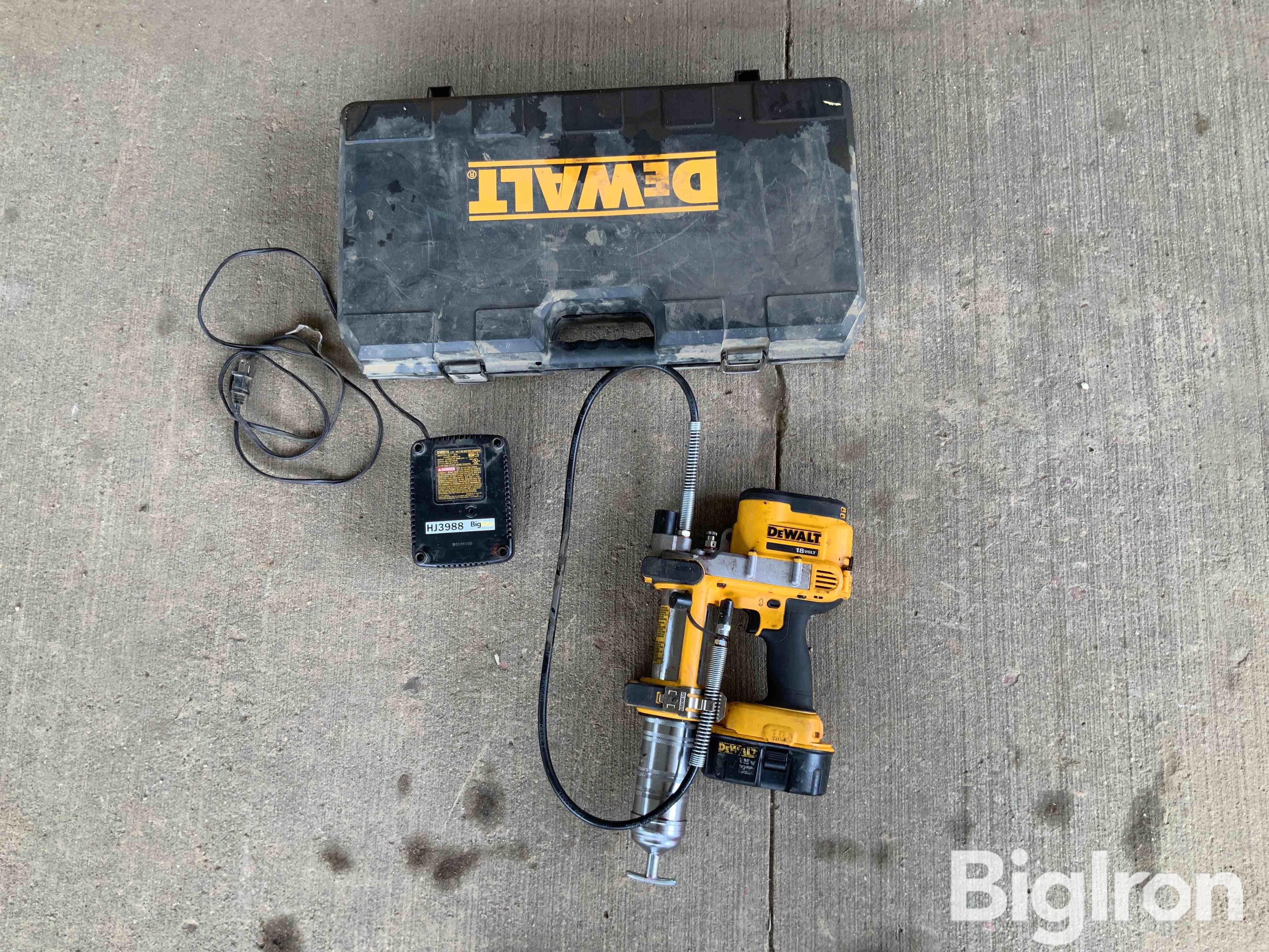 Dewalt dcgg570b best sale