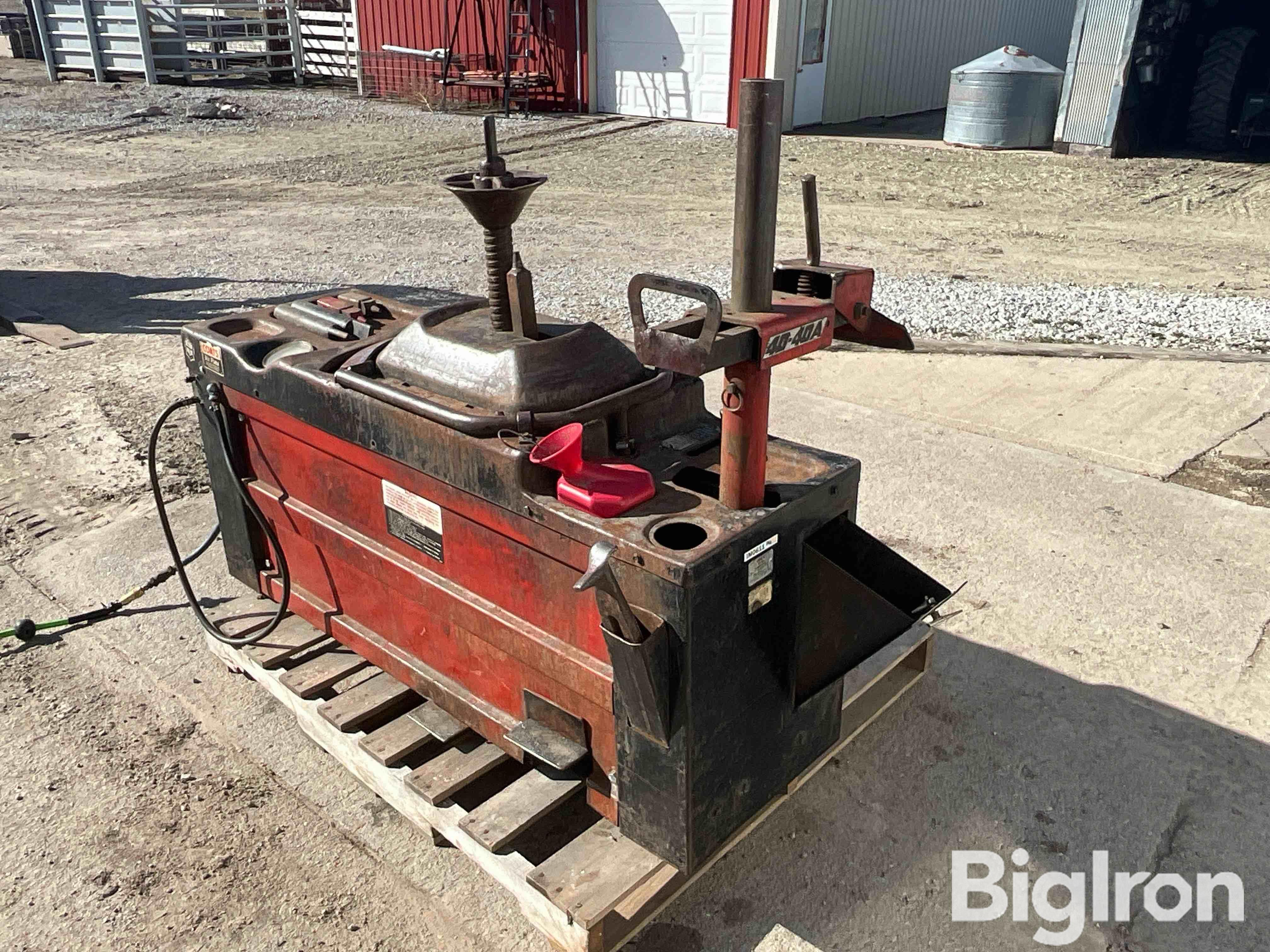 Coats 40-40A Tire Changer BigIron Auctions