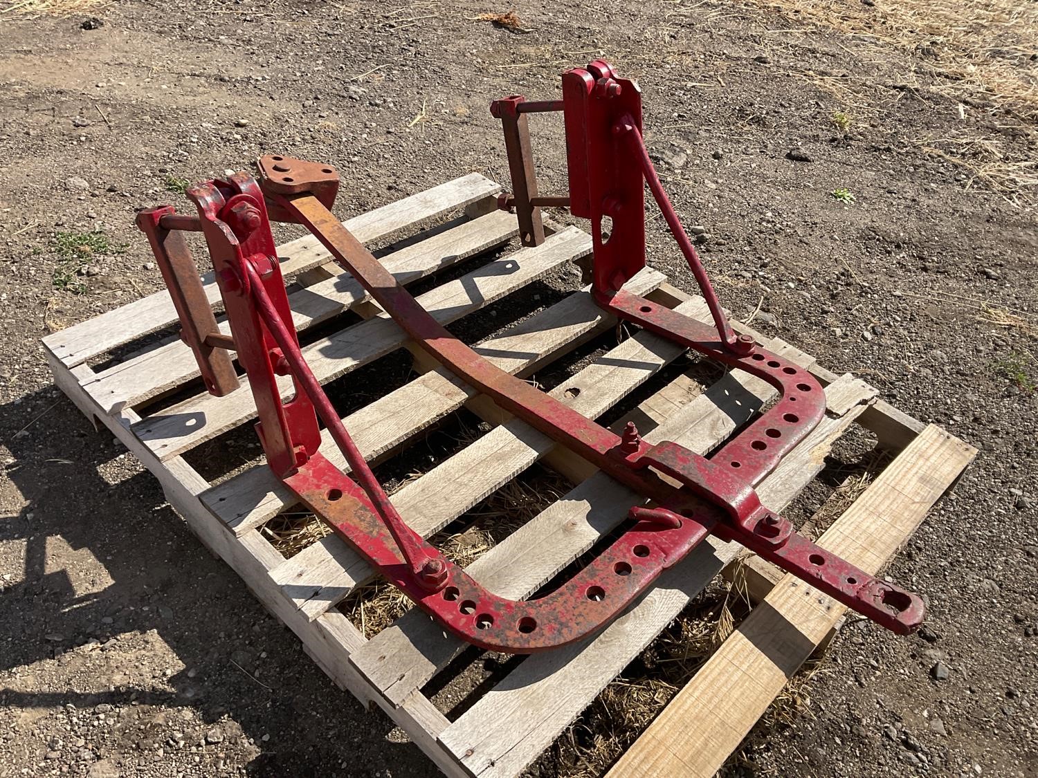 International Farmall Tractor Rear Drawbar Hitch Assembly BigIron Auctions