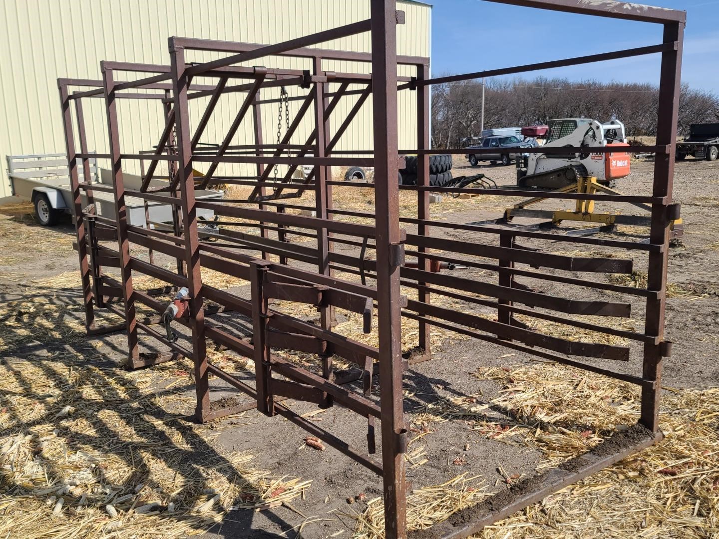 Livestock Double Alley Way BigIron Auctions