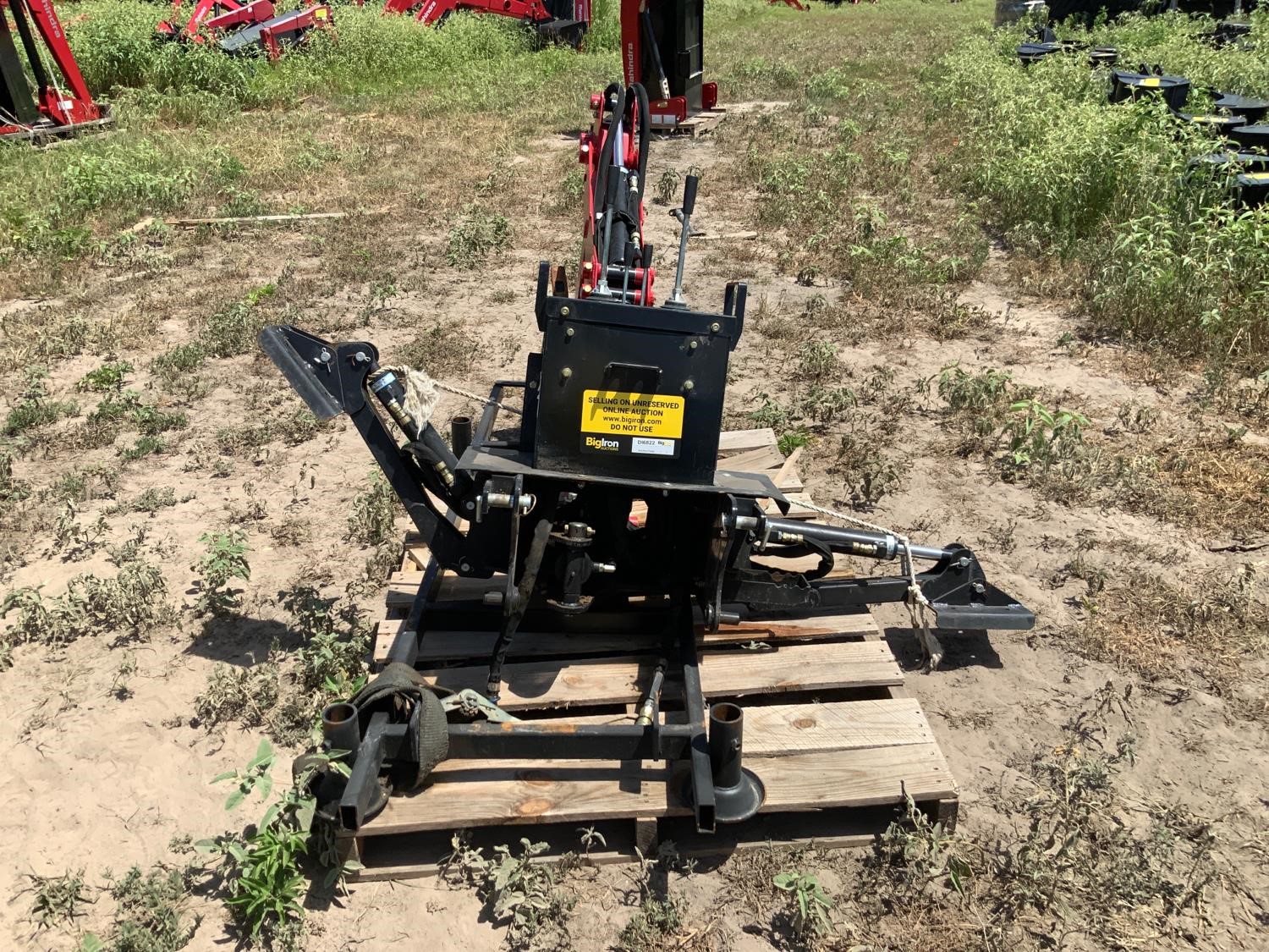 Mahindra 23B Backhoe Attachment w/ 12