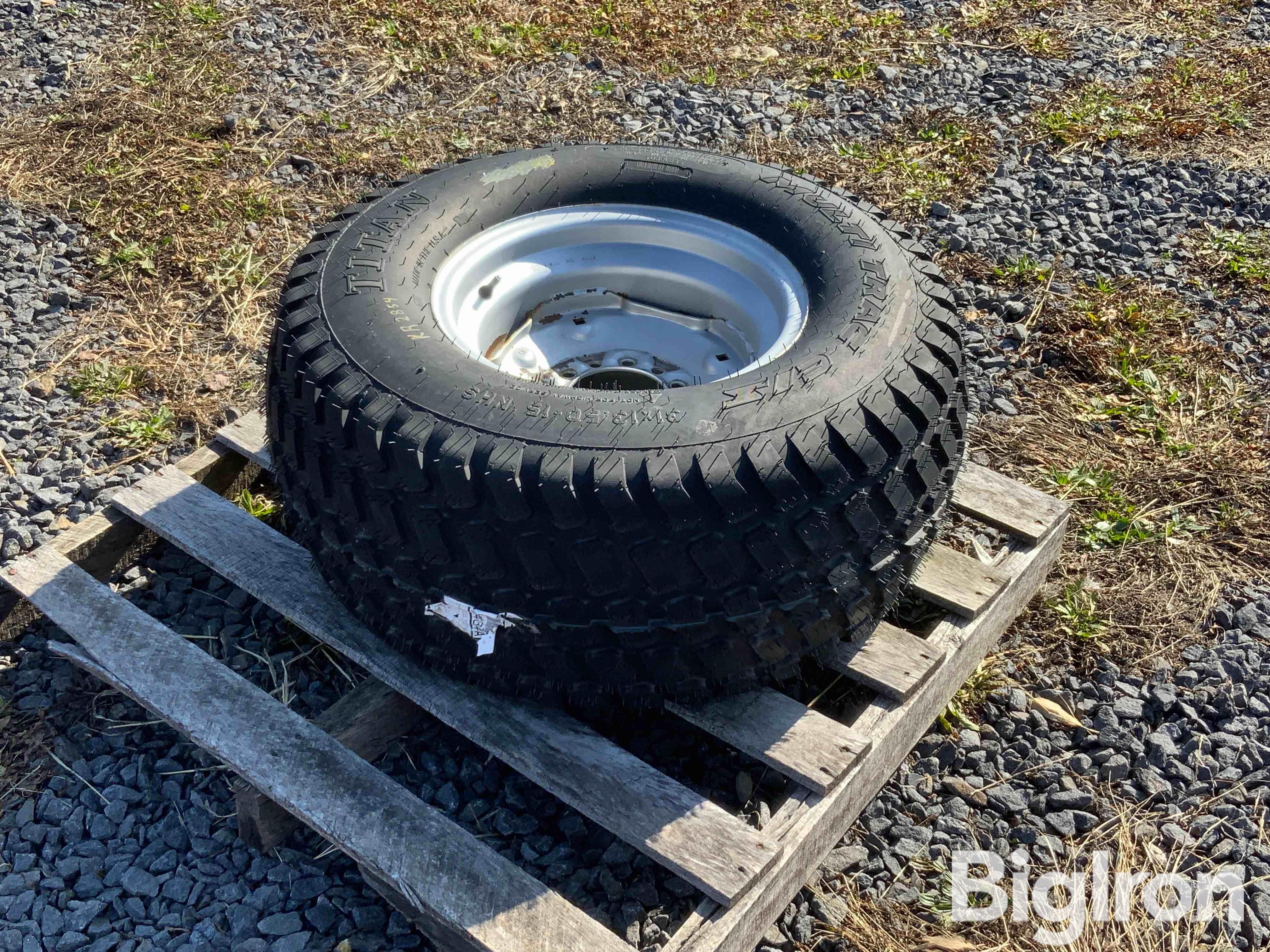 Titan 31-13.5-15 NHS Tire BigIron Auctions