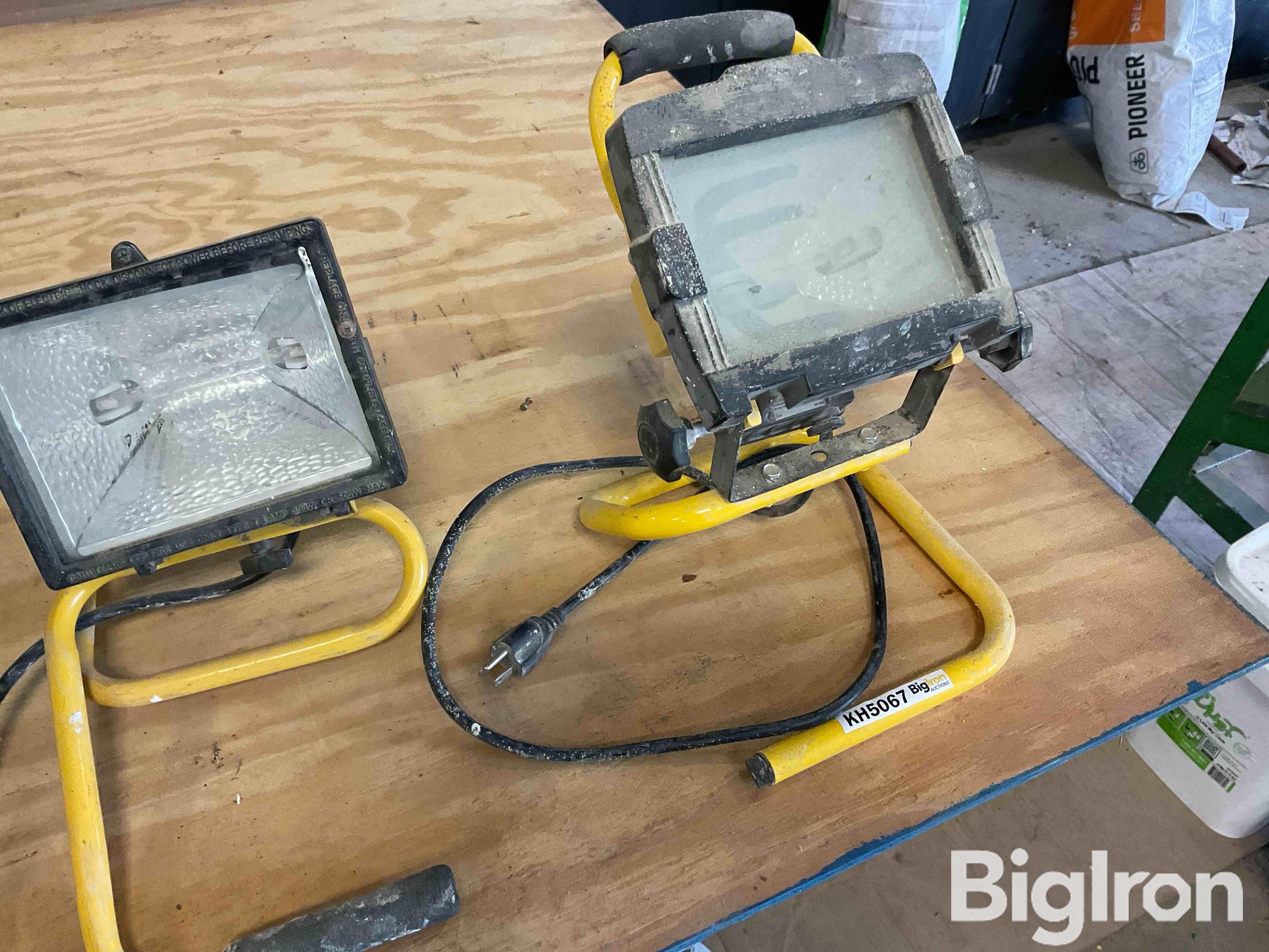 Shop Flood Lights BigIron Auctions