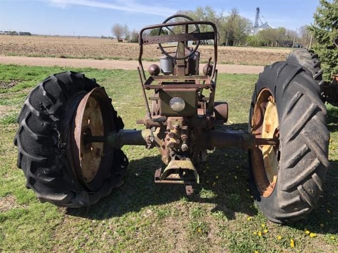 1948 John Deere B 2WD Tractor BigIron Auctions