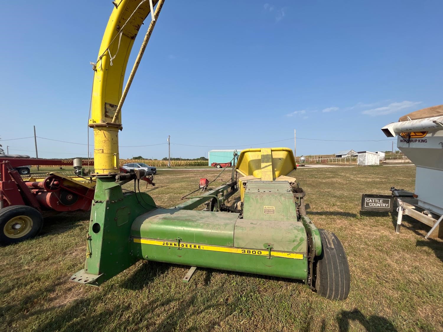 John Deere 3800 Pull Type Forage Harvester Bigiron Auctions 8565