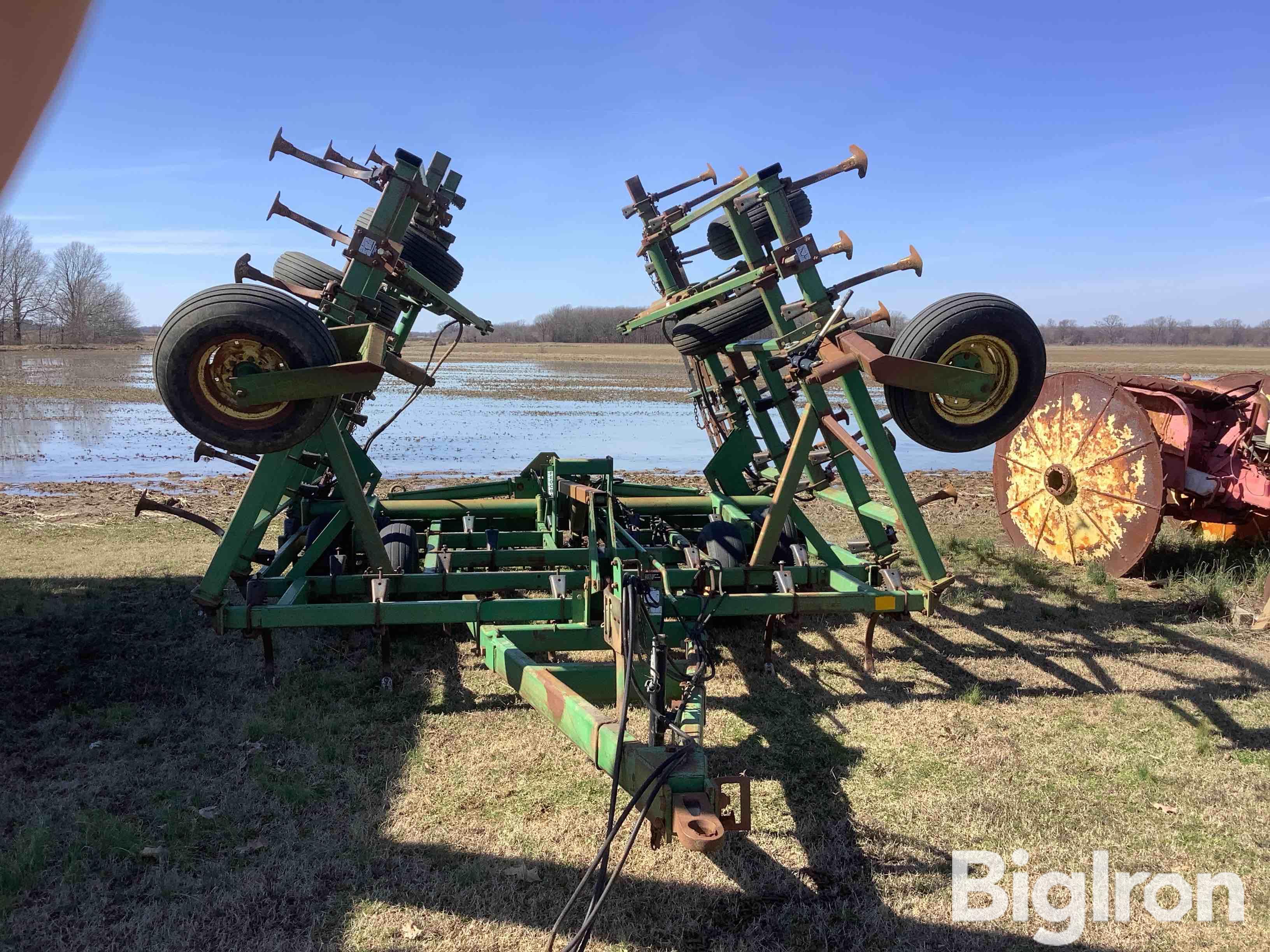 John Deere 980 Field Cultivator BigIron Auctions