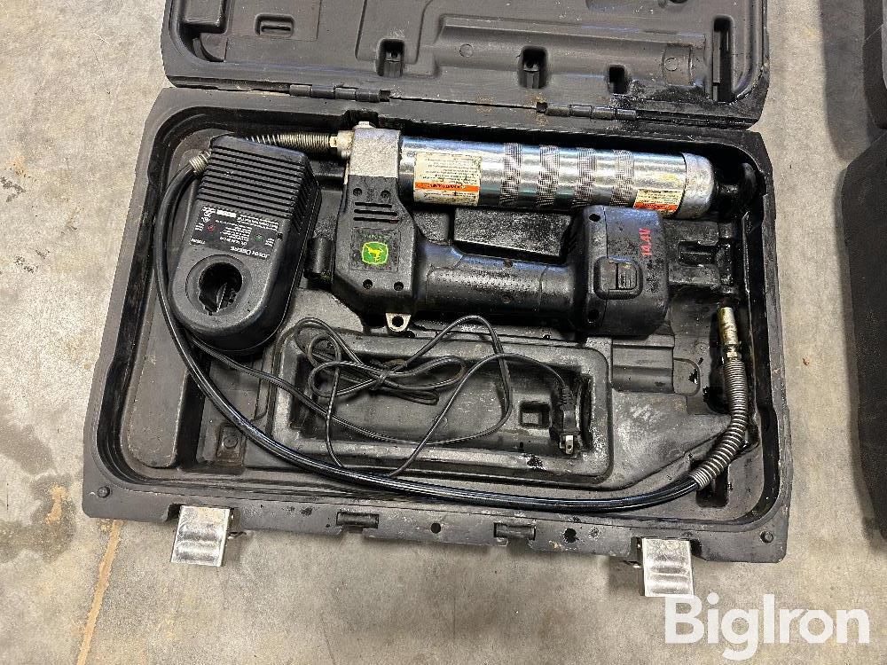 John Deere Battery Powered Grease Guns BigIron Auctions