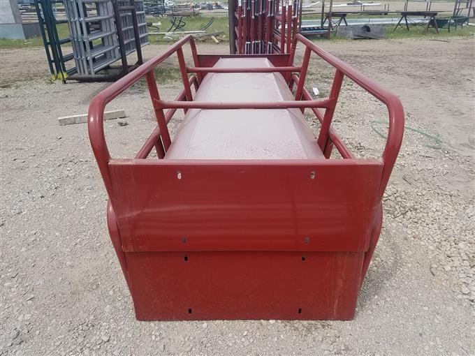 Behlen Mfg Steel Feed Bunks Bigiron Auctions