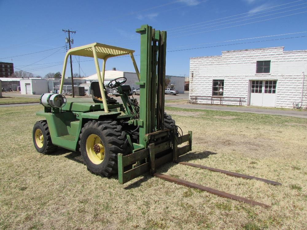 Clark All-Terrain Forklift BigIron Auctions image