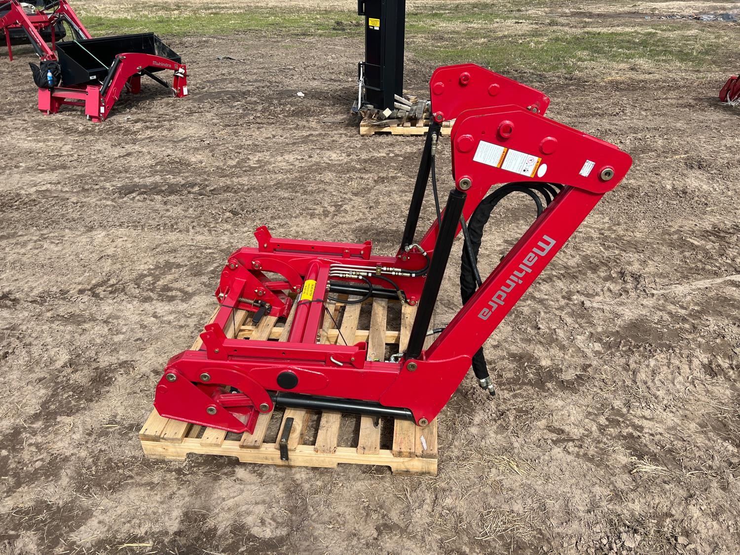 Mahindra 2645L Loader BigIron Auctions