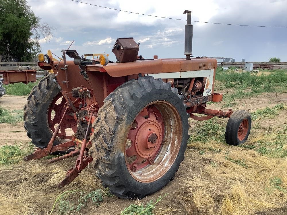 1975 International 70 Hydro 2WD Tractor BigIron Auctions